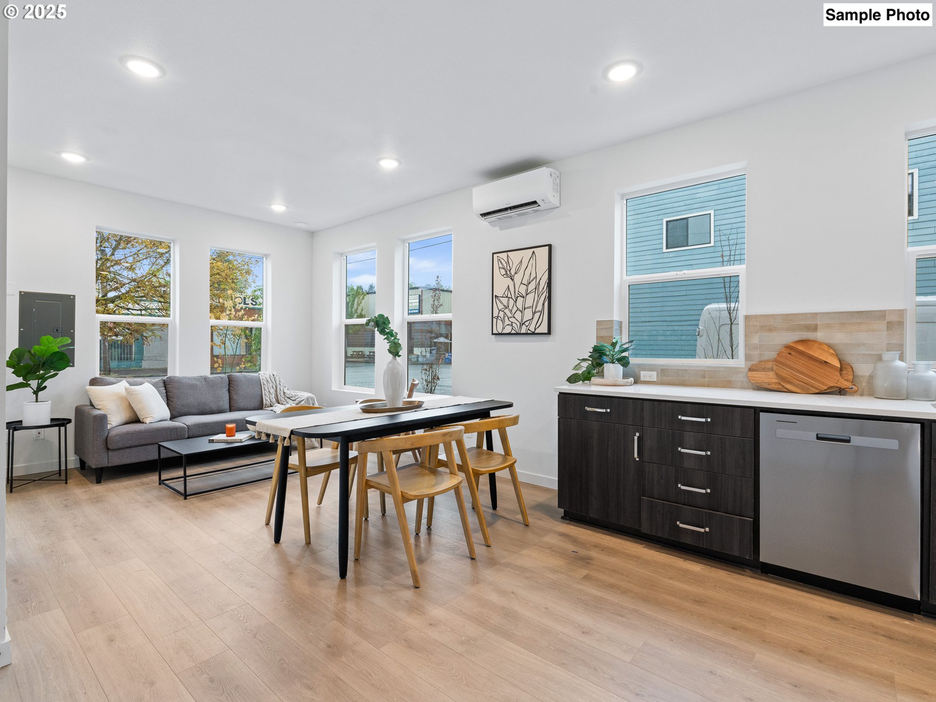 481 NE 72nd AVE 4, Portland Unit: 4