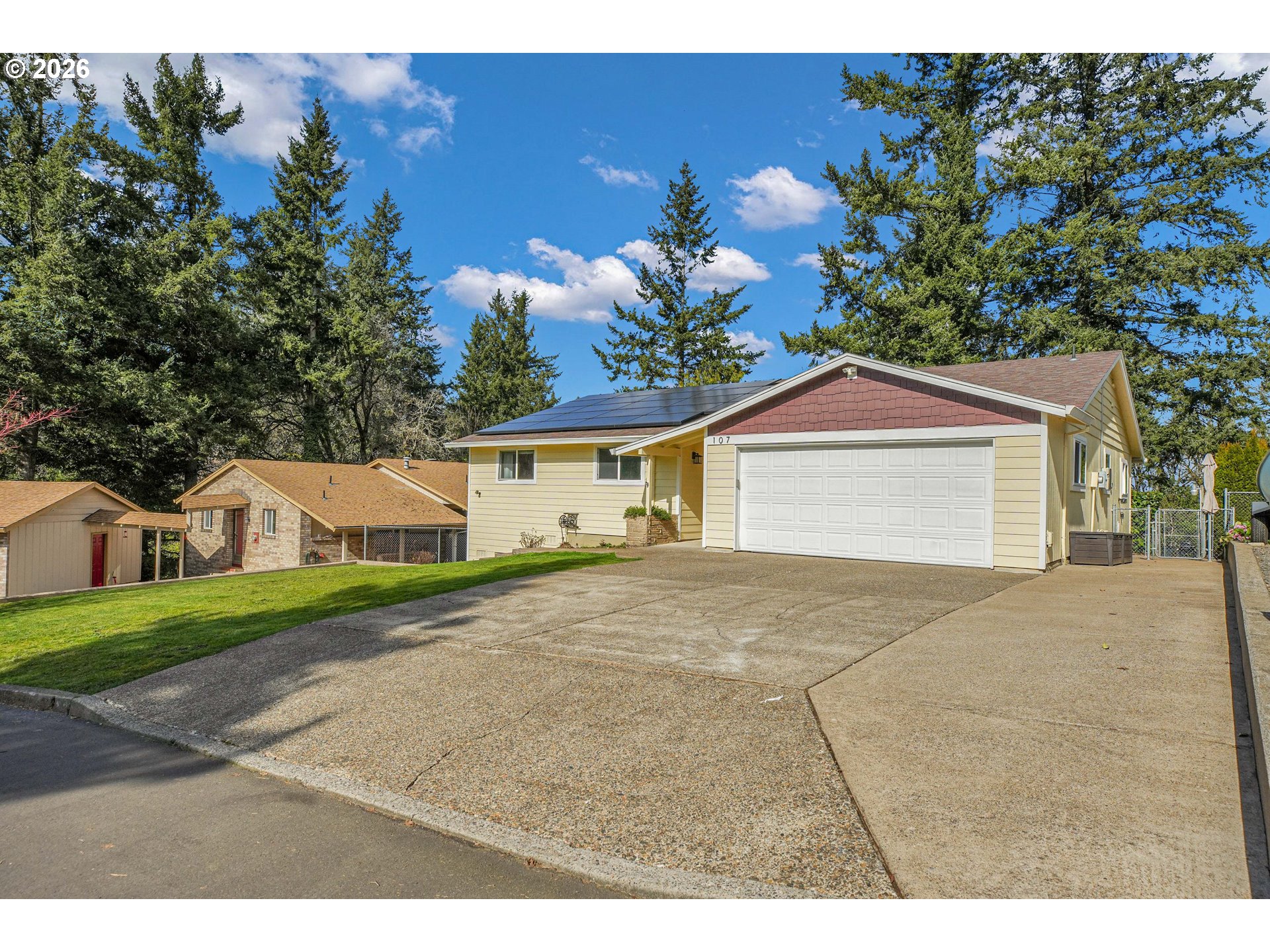 107 GLENWOOD CT