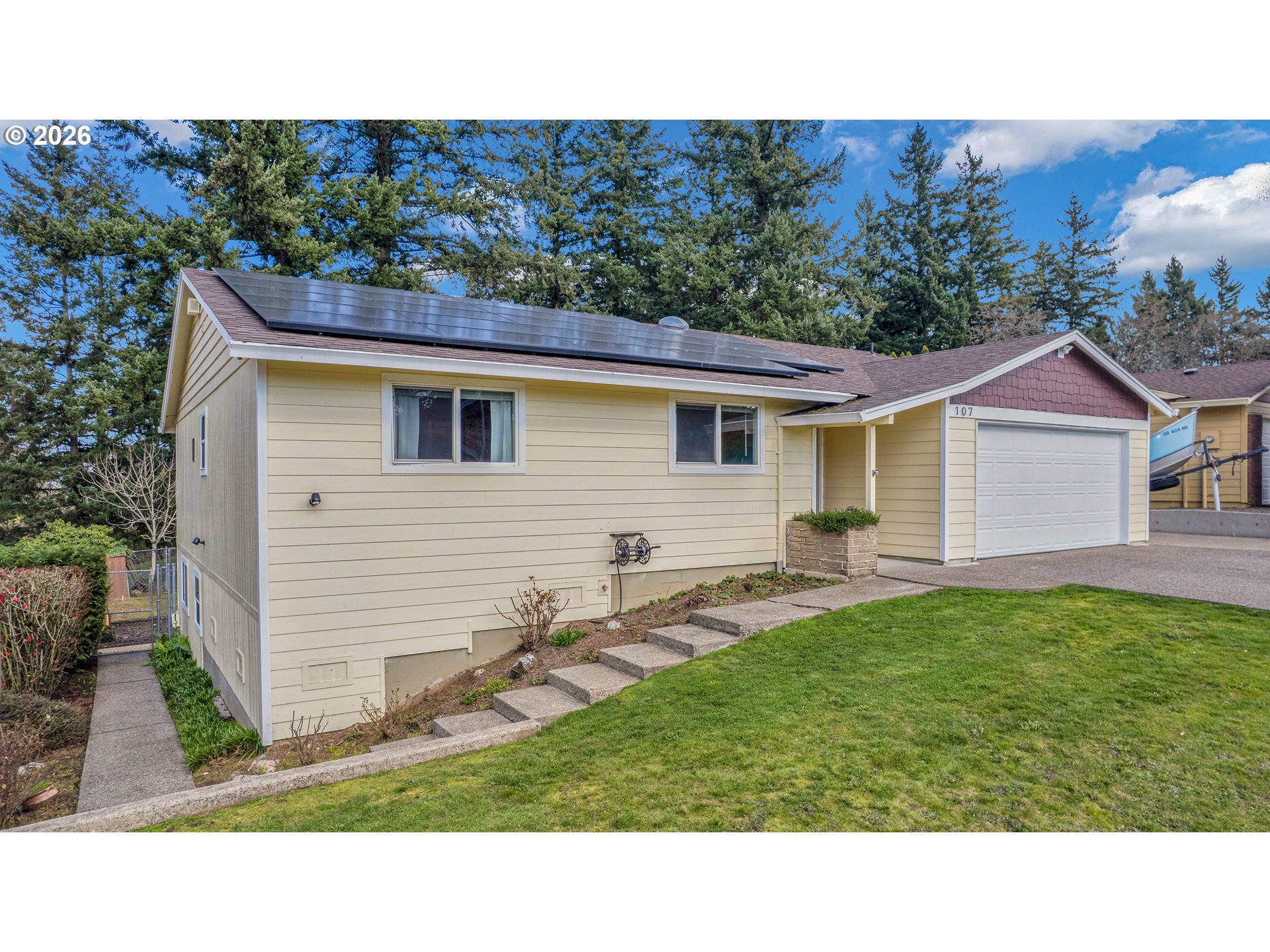107 GLENWOOD CT