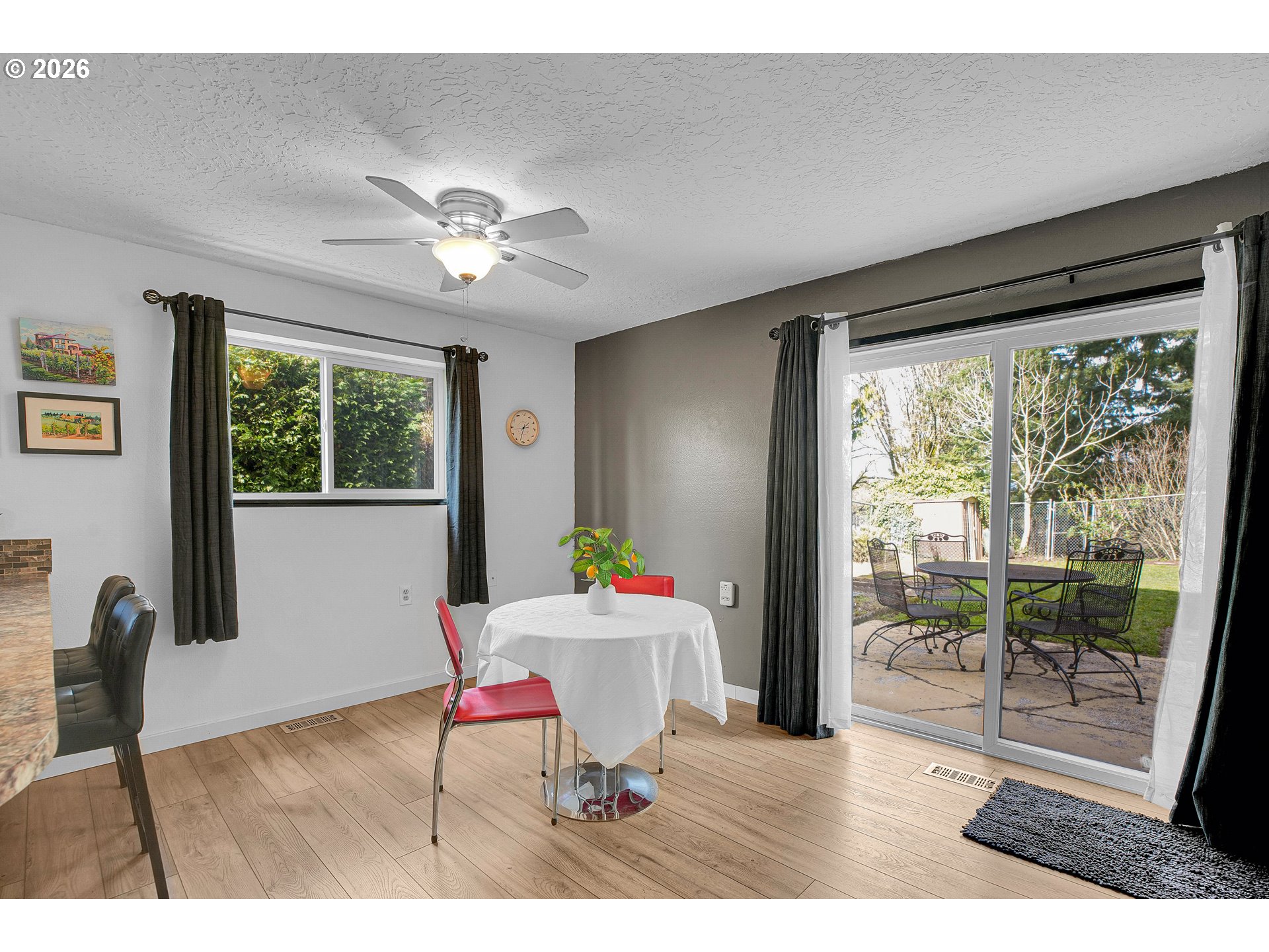 107 GLENWOOD CT