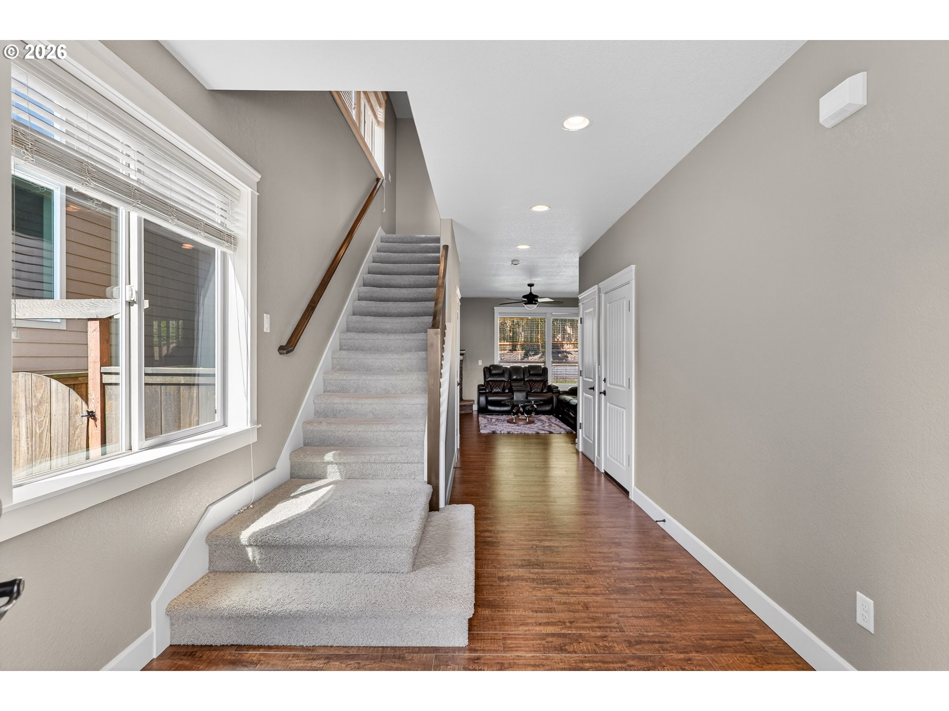 6173 LILLIAN ST SE