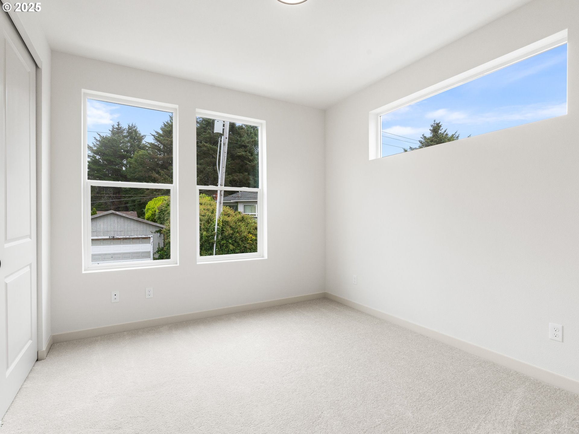 305 SE Jetty AVE, Lincoln City