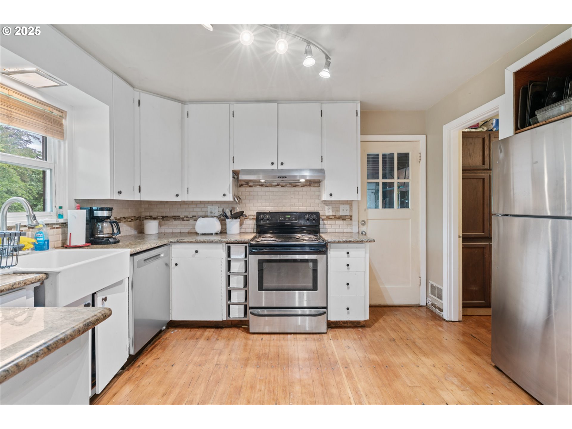 300 NE 148TH AVE, Portland