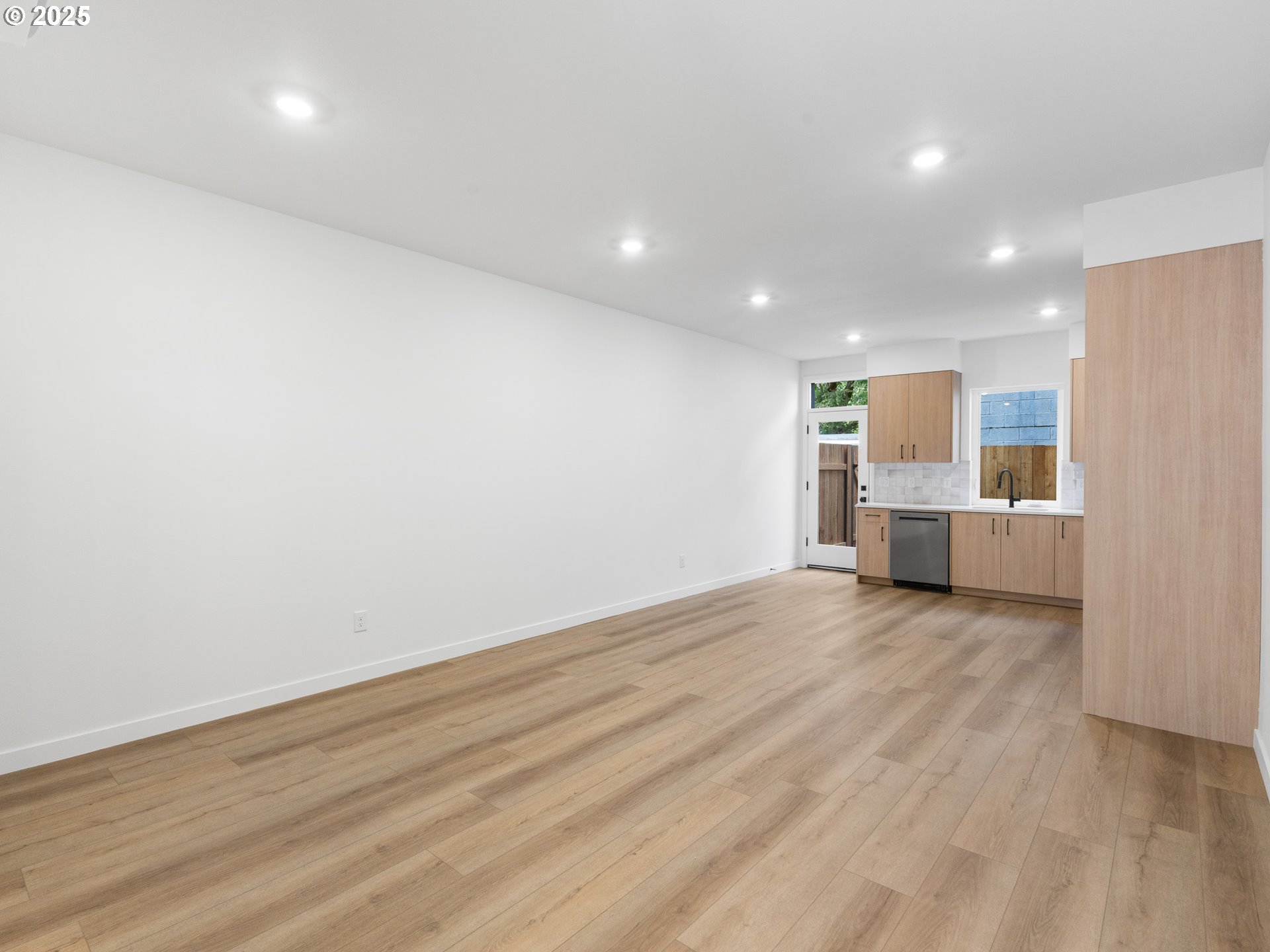 3859 N Willis BLVD 7, Portland Unit: 7