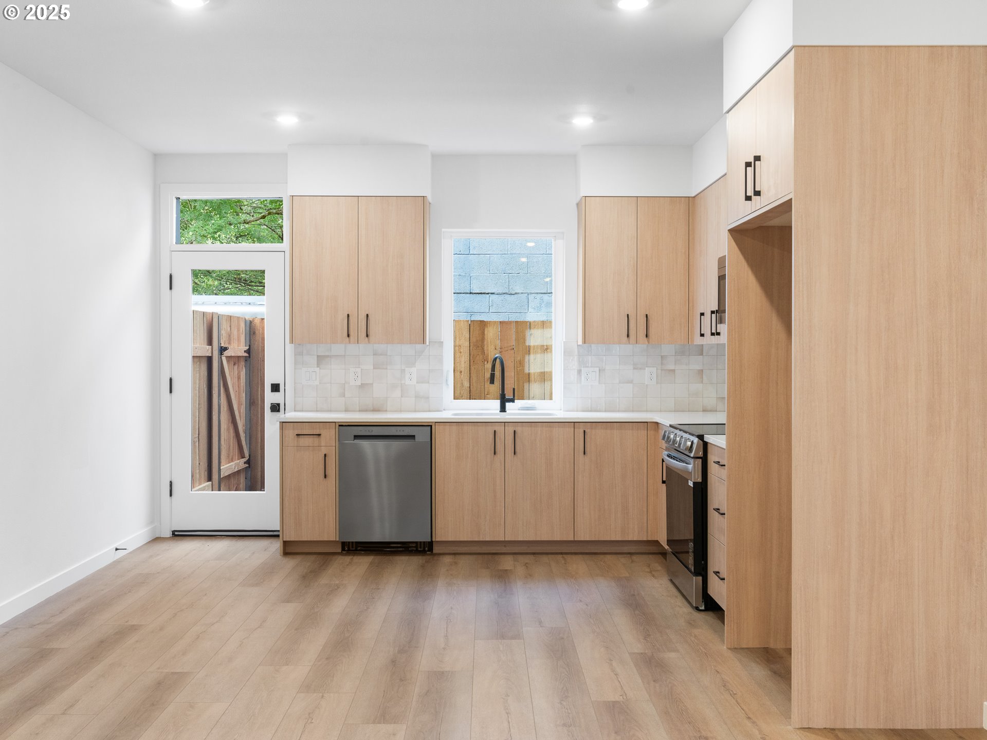 3859 N Willis BLVD 7, Portland Unit: 7