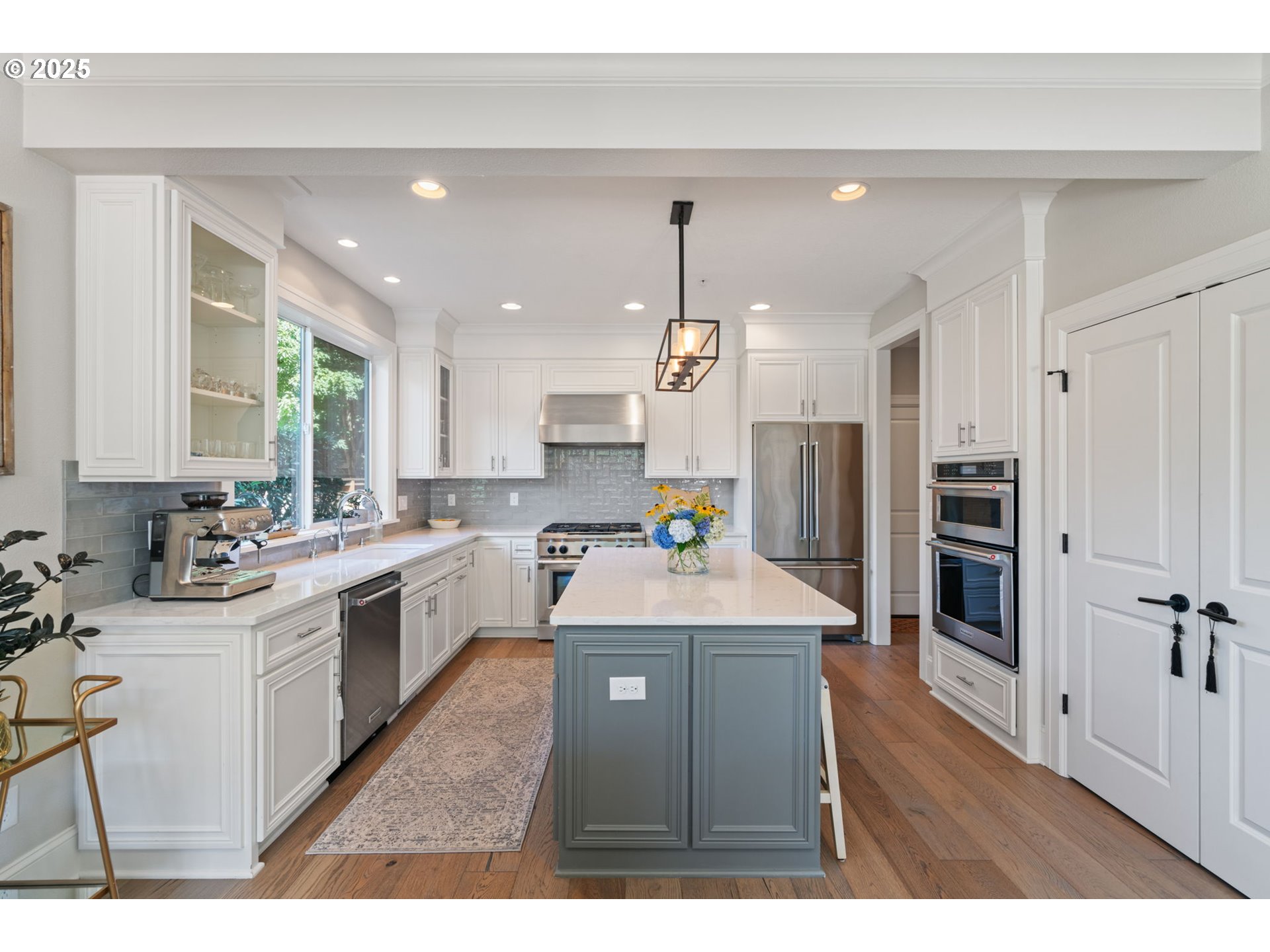 5328 LOWER DR, Lake Oswego