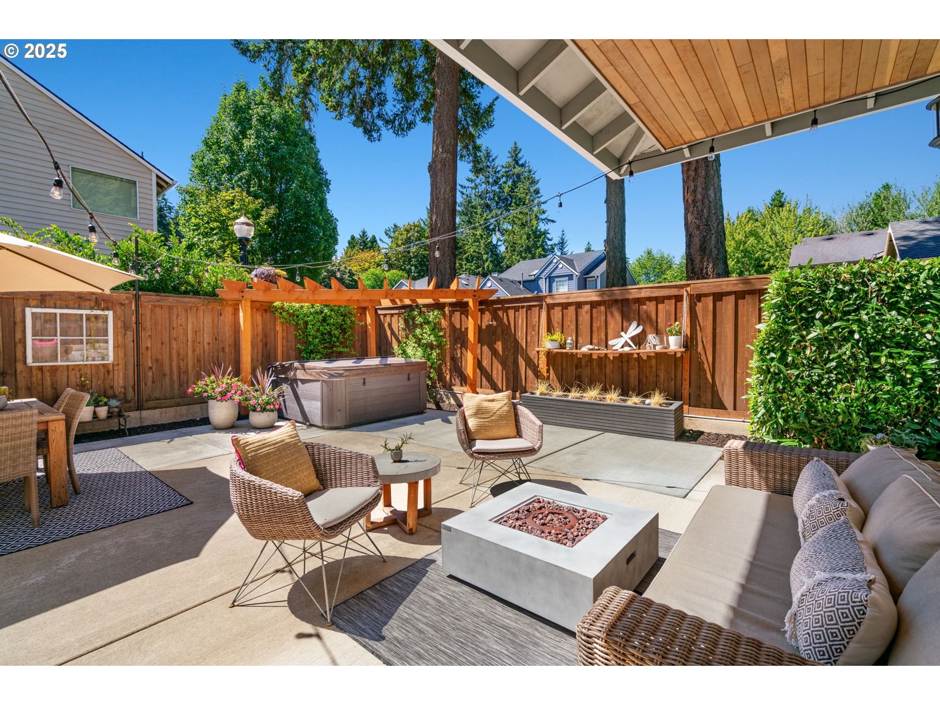 5328 LOWER DR, Lake Oswego