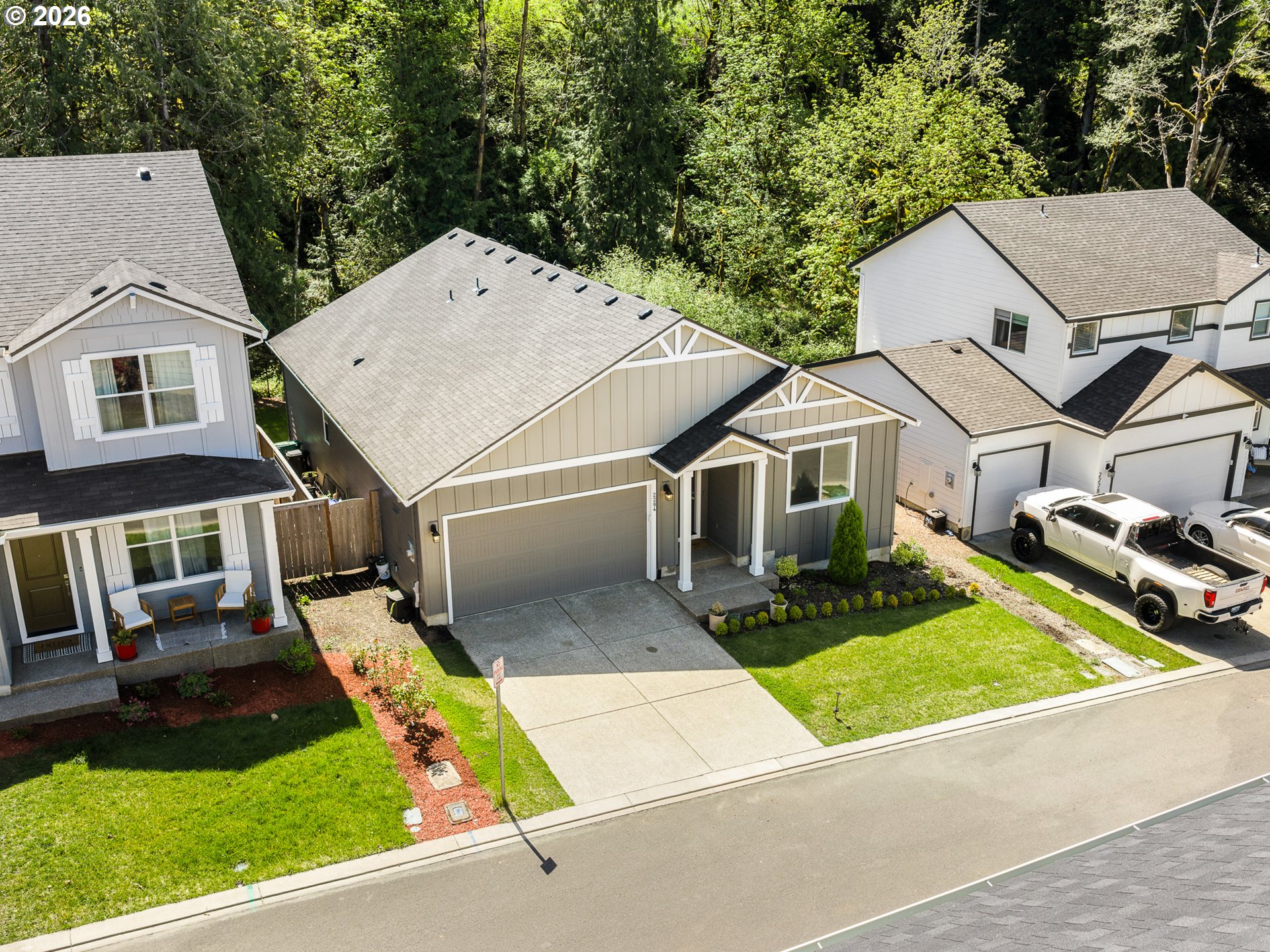 2284 NE MARIONBERRY LN