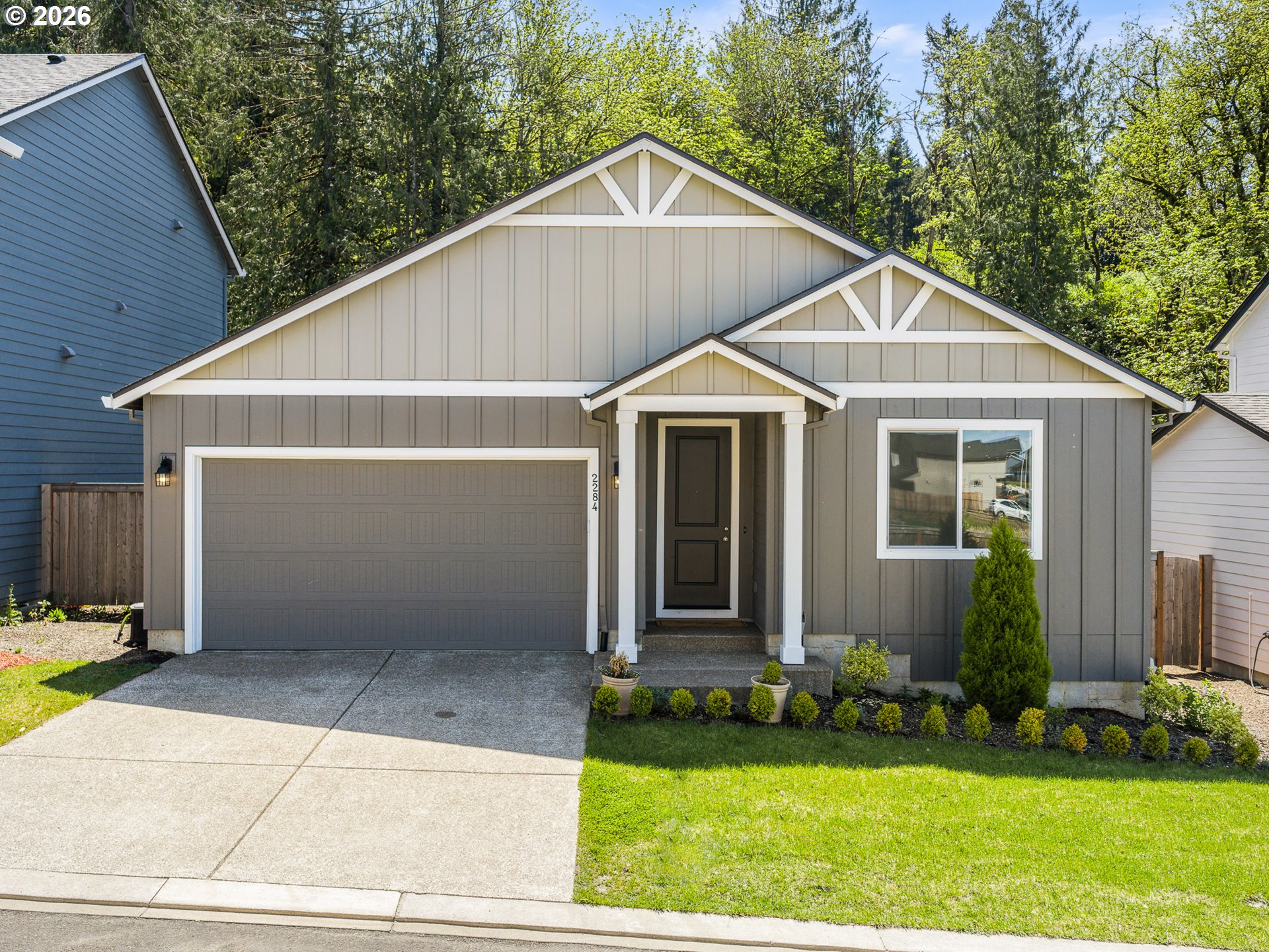 2284 NE MARIONBERRY LN