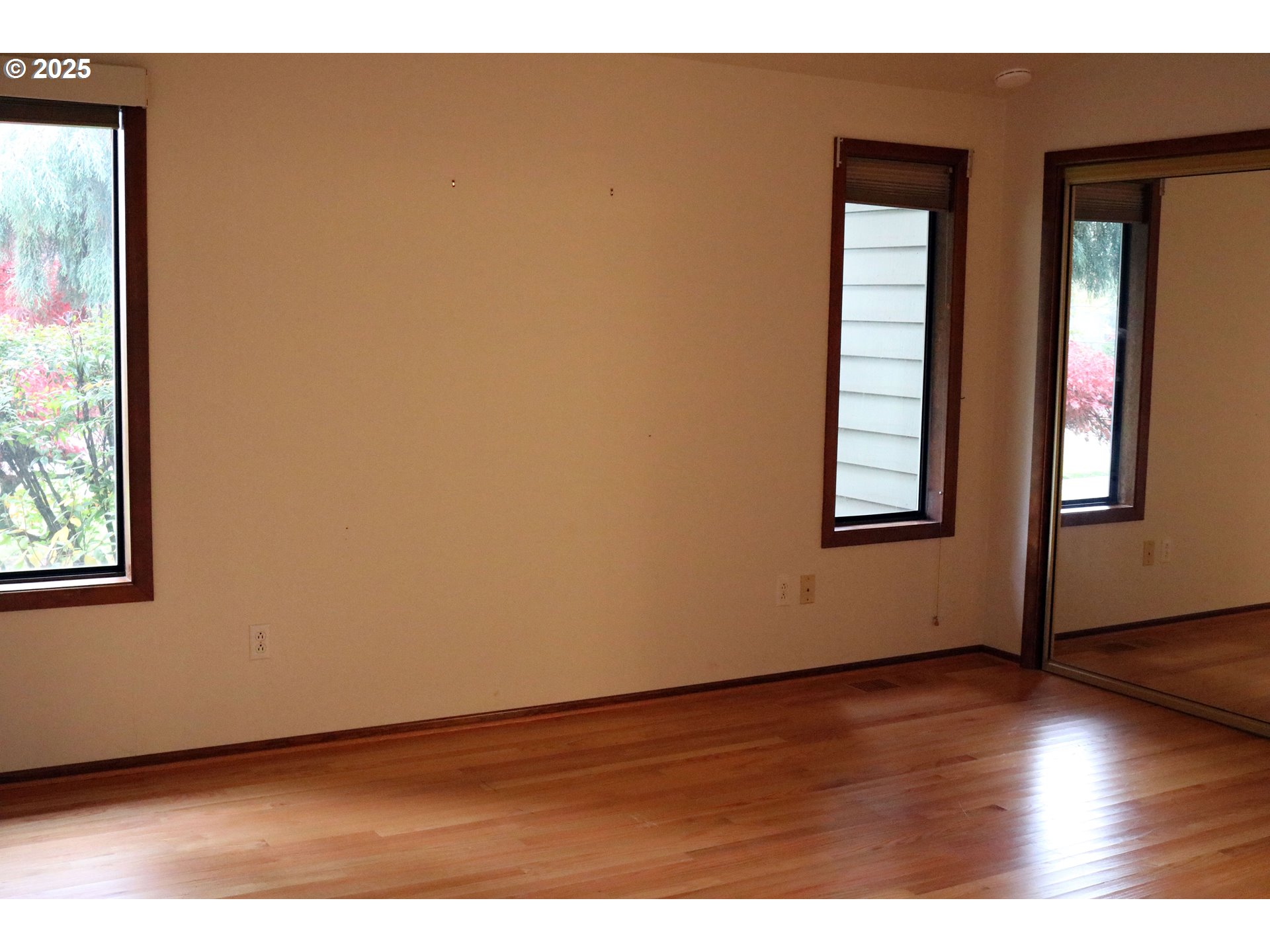 1215 NW DRIFTWOOD PL, McMinnville