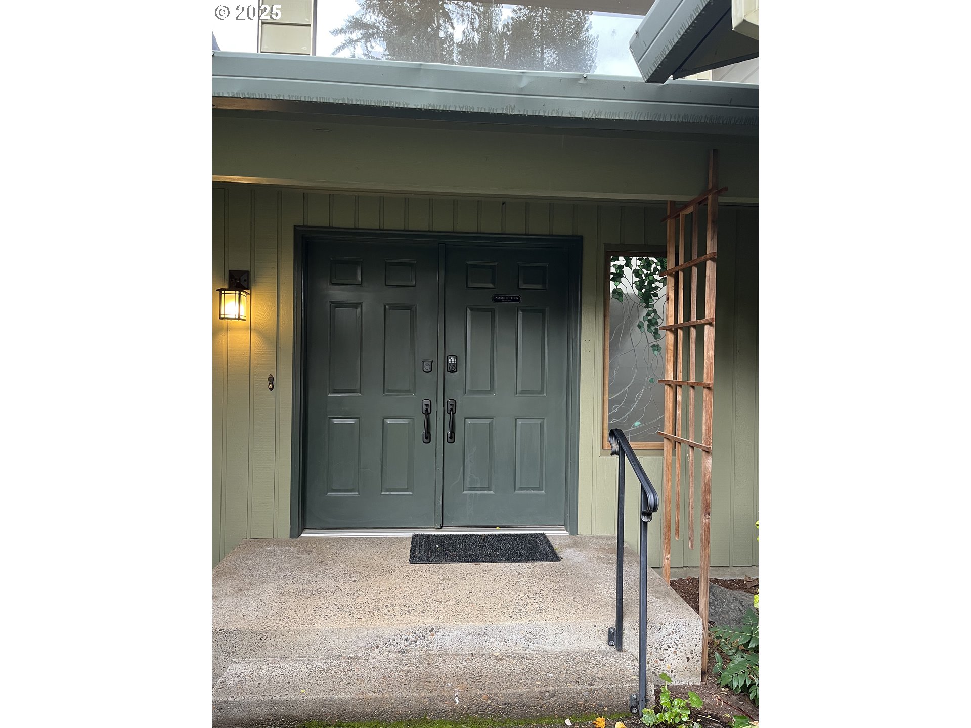 1215 NW DRIFTWOOD PL, McMinnville