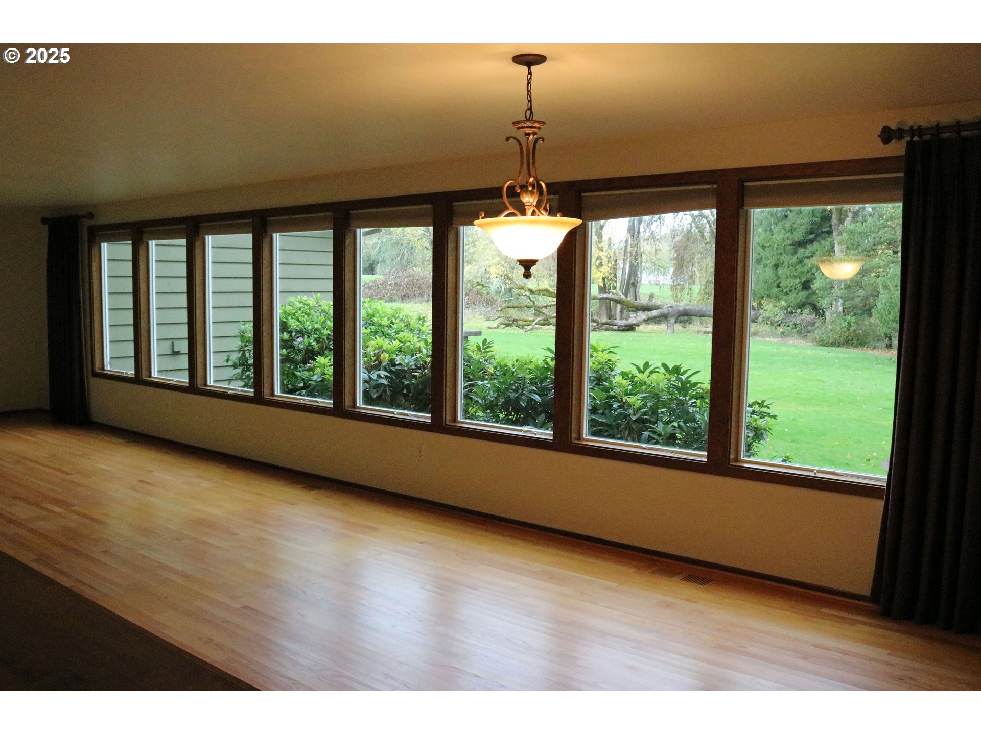 1215 NW DRIFTWOOD PL, McMinnville