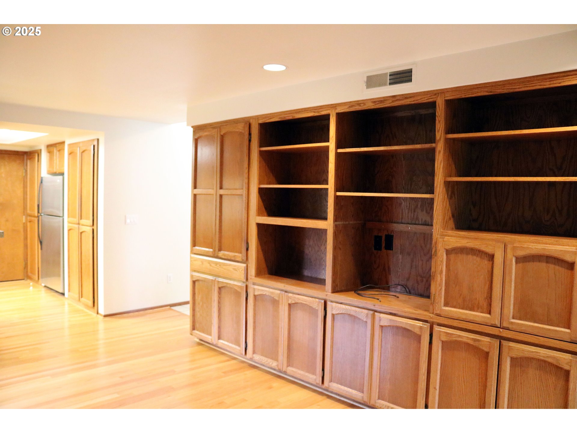 1215 NW DRIFTWOOD PL, McMinnville