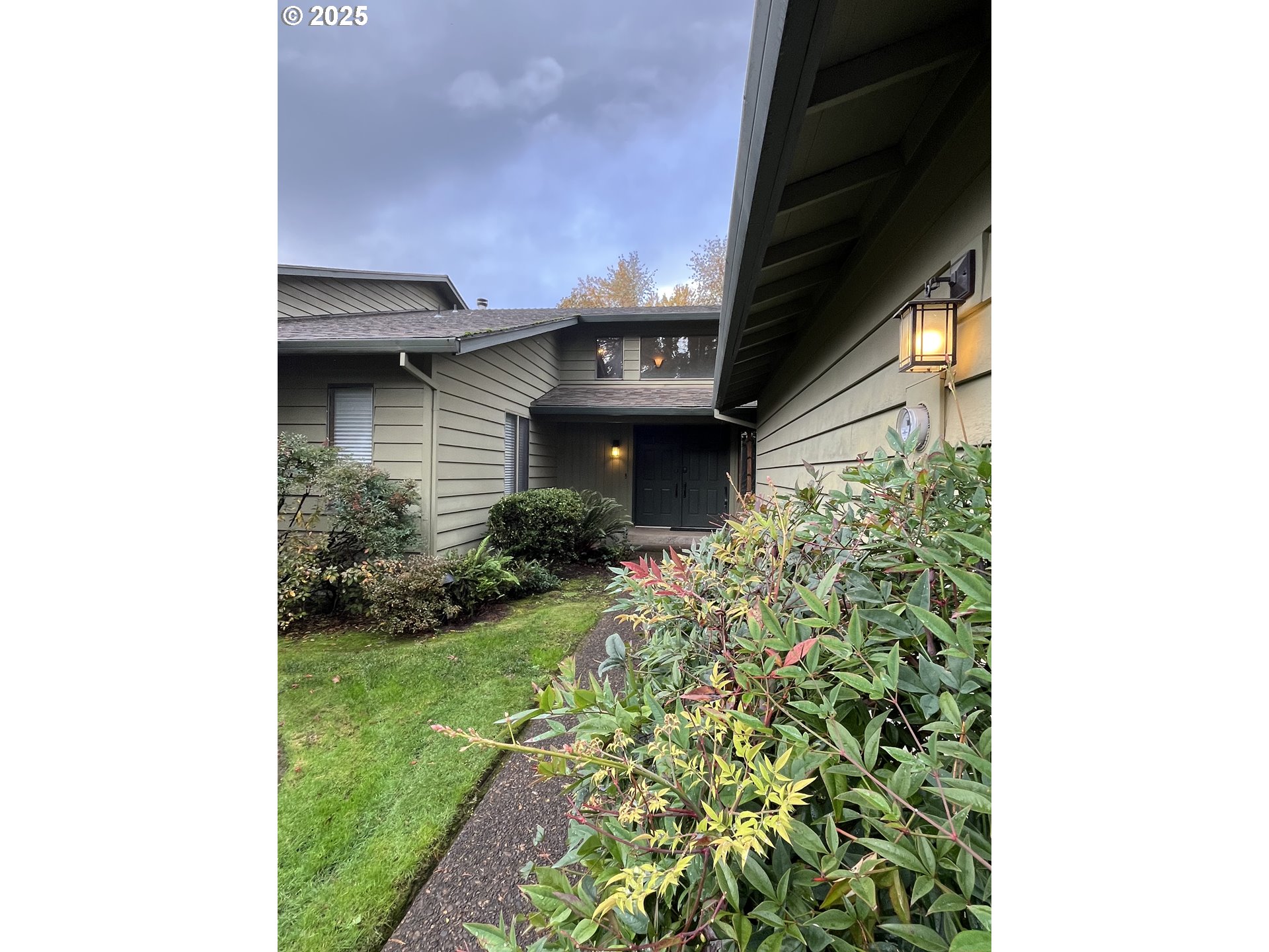 1215 NW DRIFTWOOD PL, McMinnville