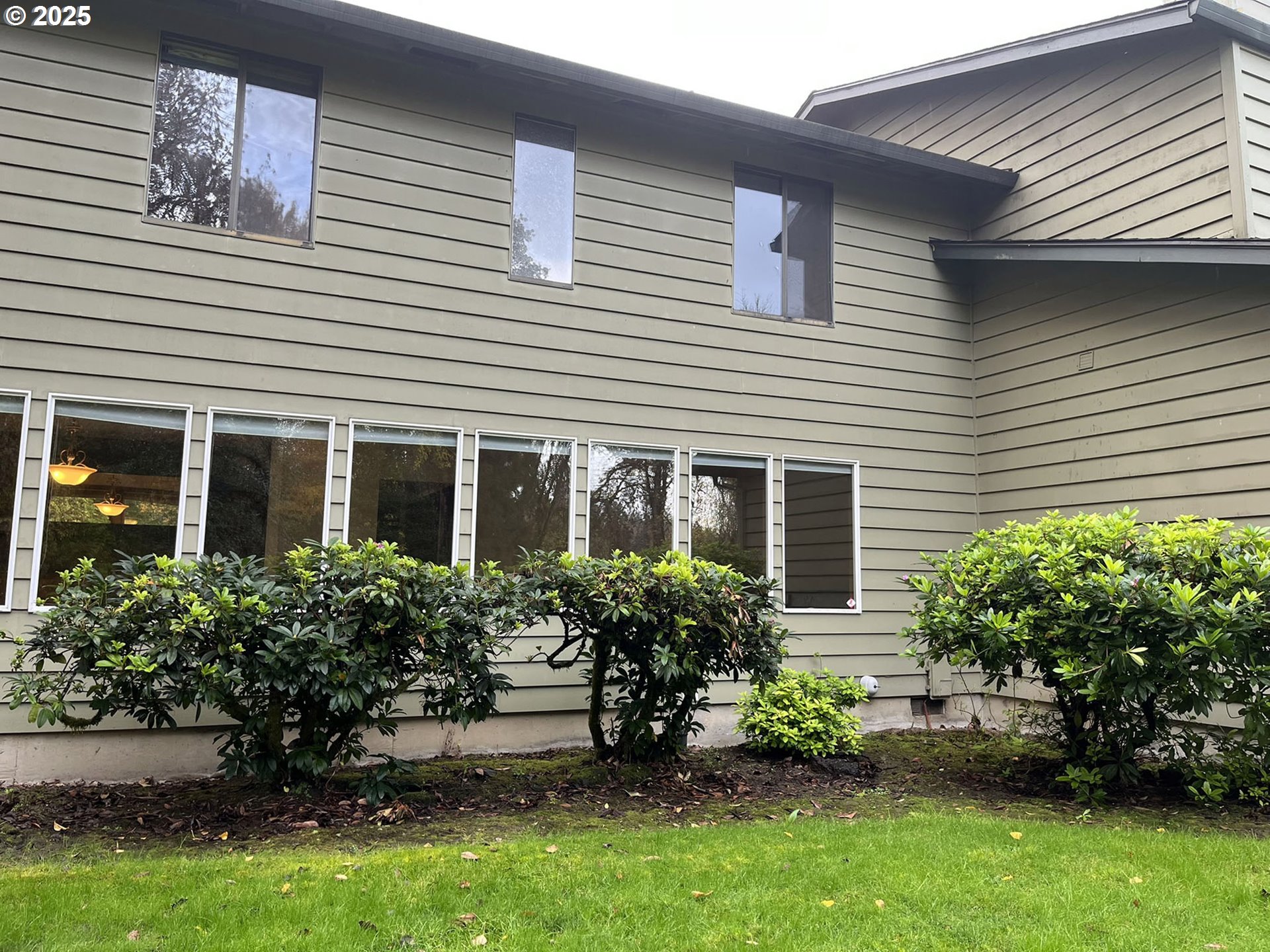 1215 NW DRIFTWOOD PL, McMinnville