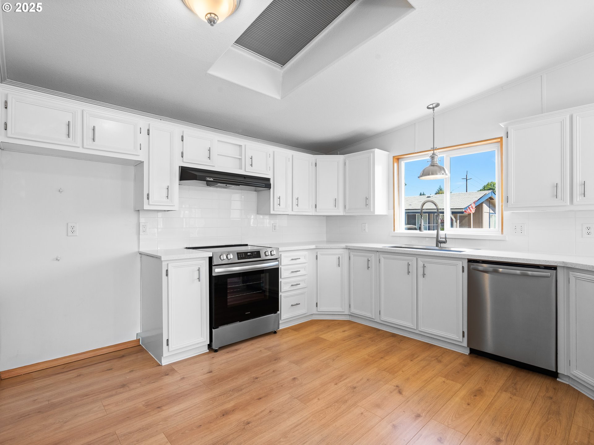 8300 NE QUATAMA ST 76, Hillsboro Unit: 76