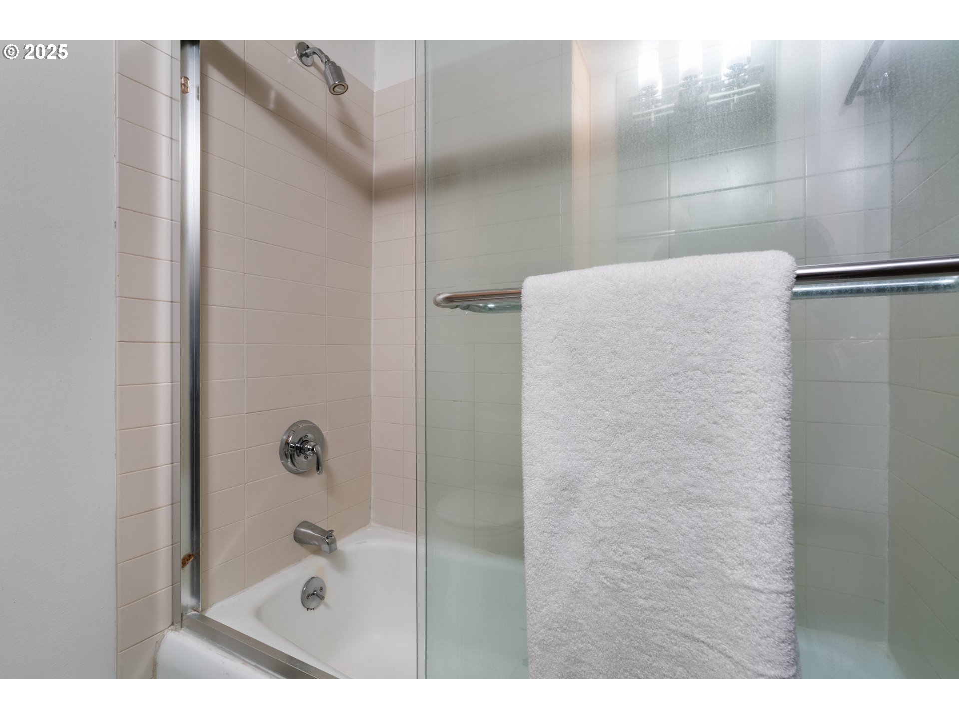 255 SW HARRISON ST 22A