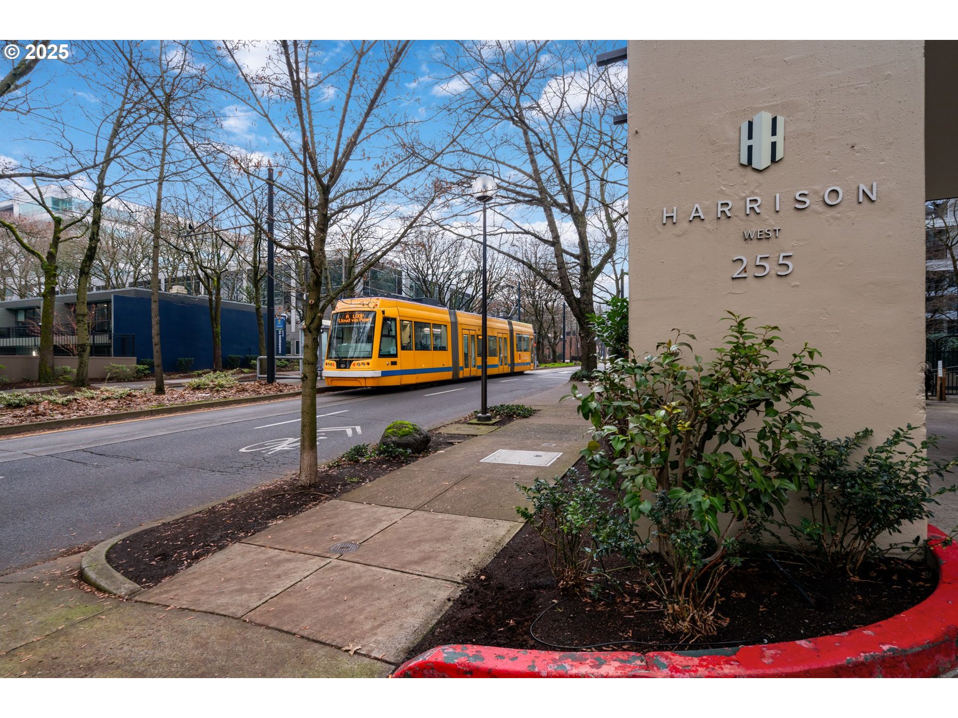 255 SW HARRISON ST 22A