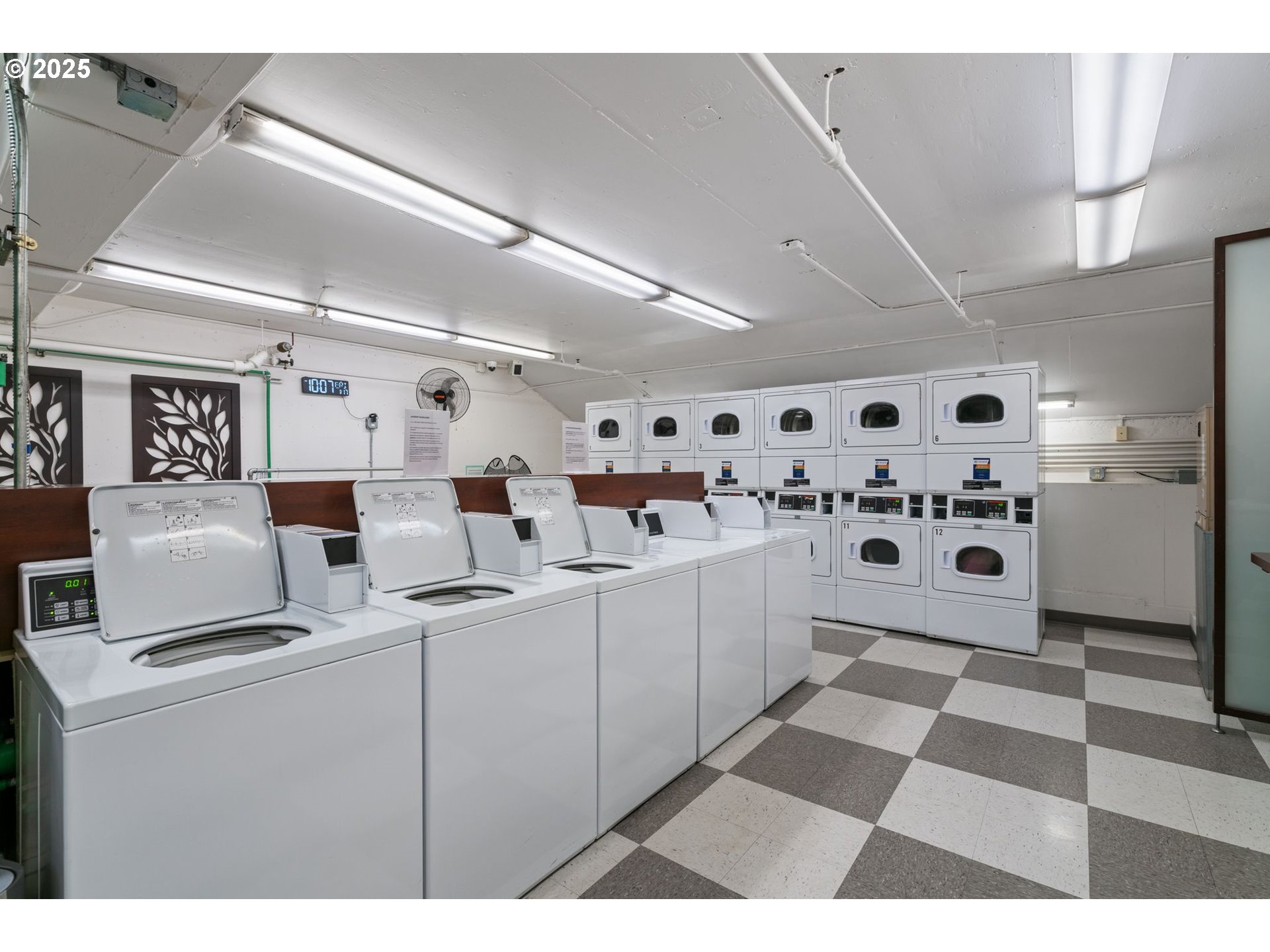 255 SW HARRISON ST 22A