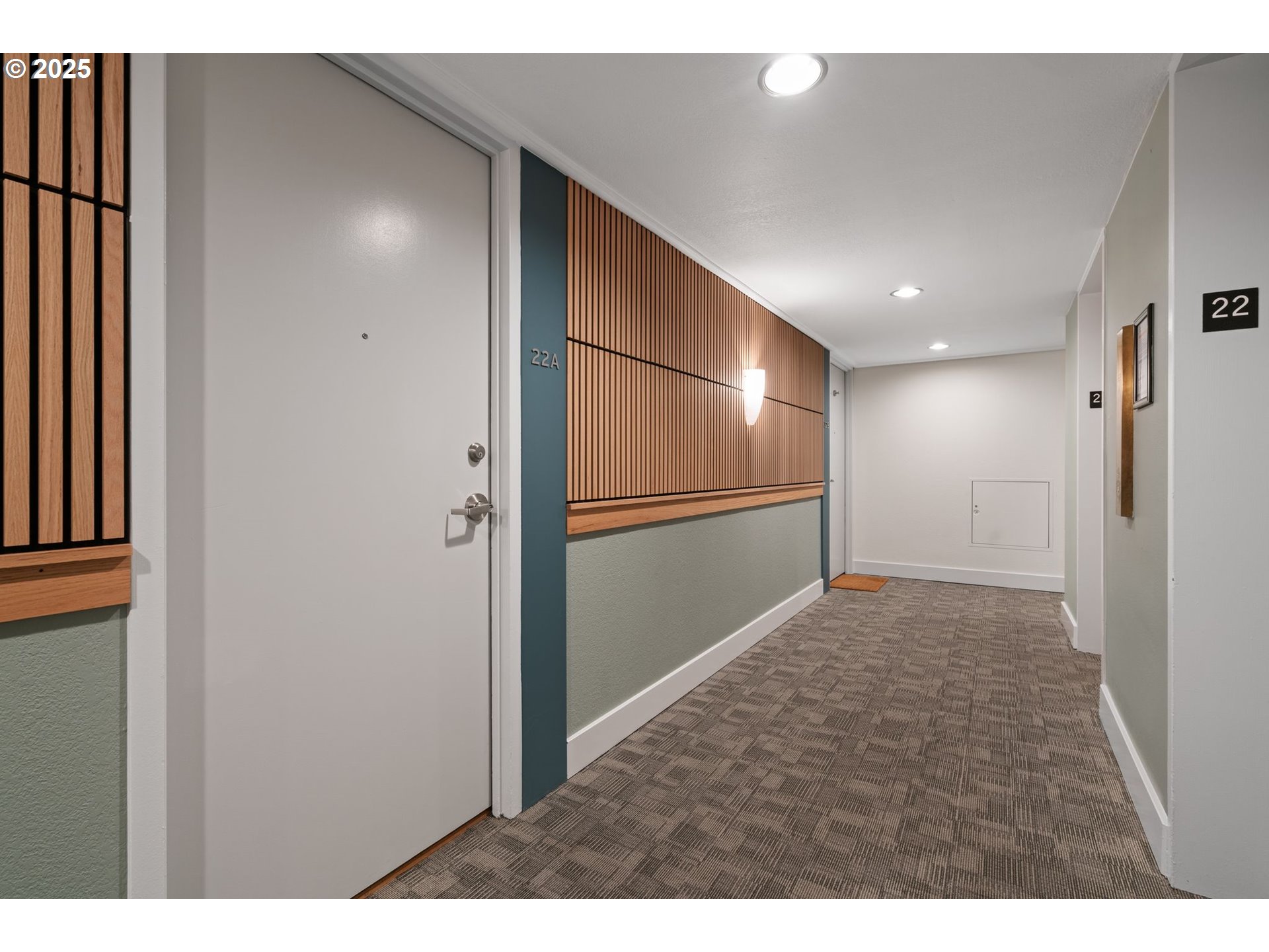 255 SW HARRISON ST 22A