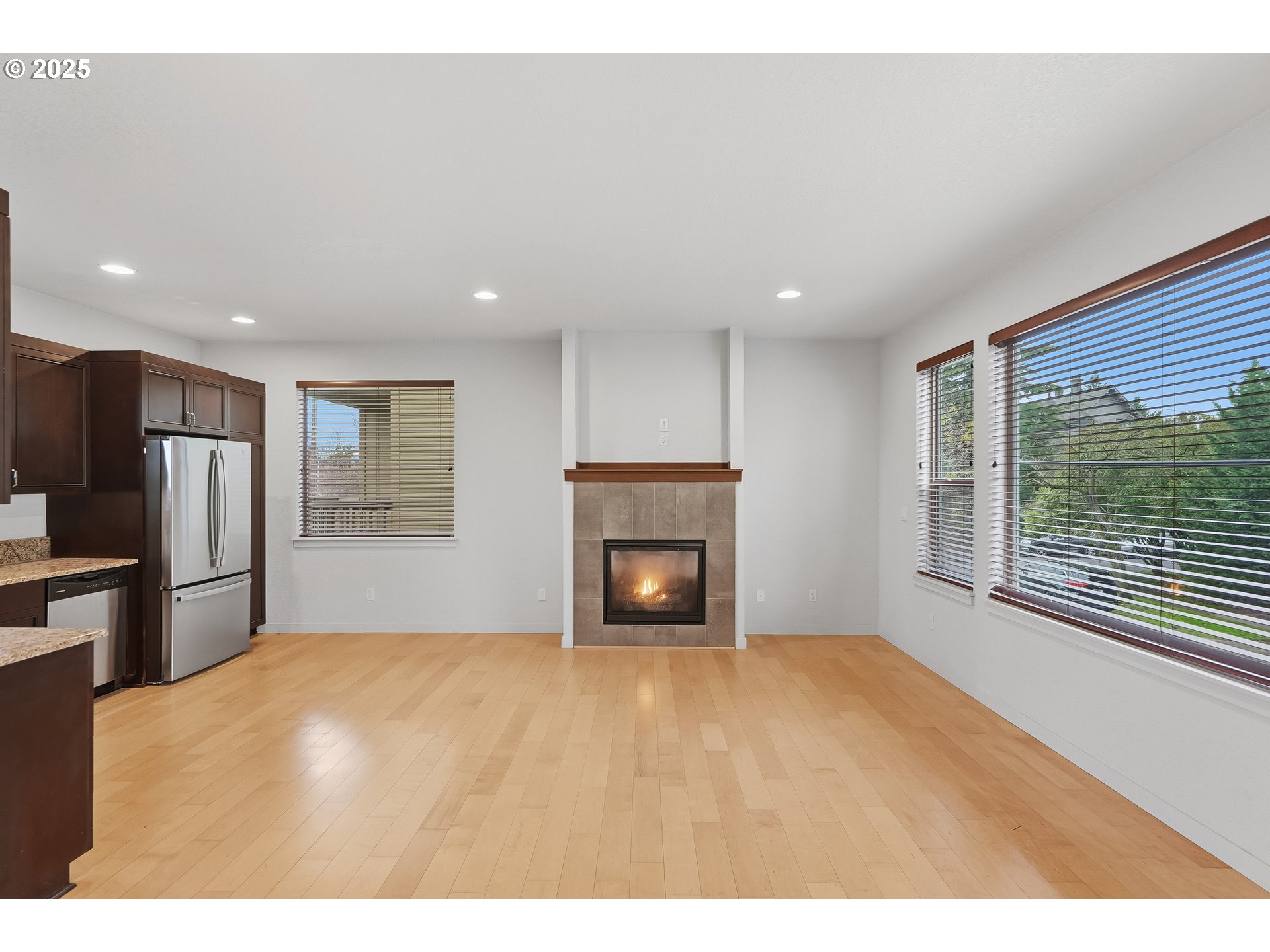 5216 NE GARFIELD AVE