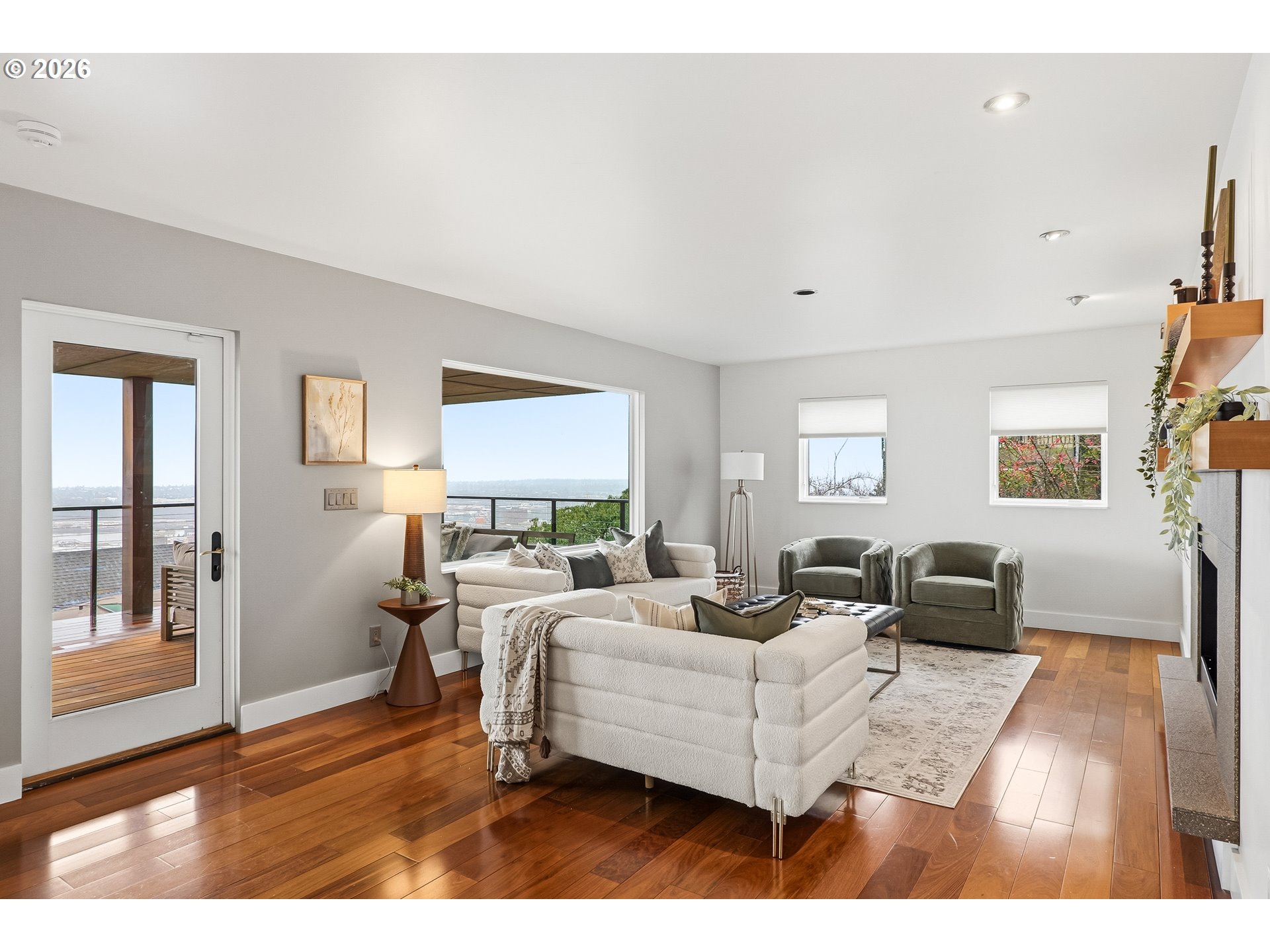 302 NW ALBEMARLE TER
