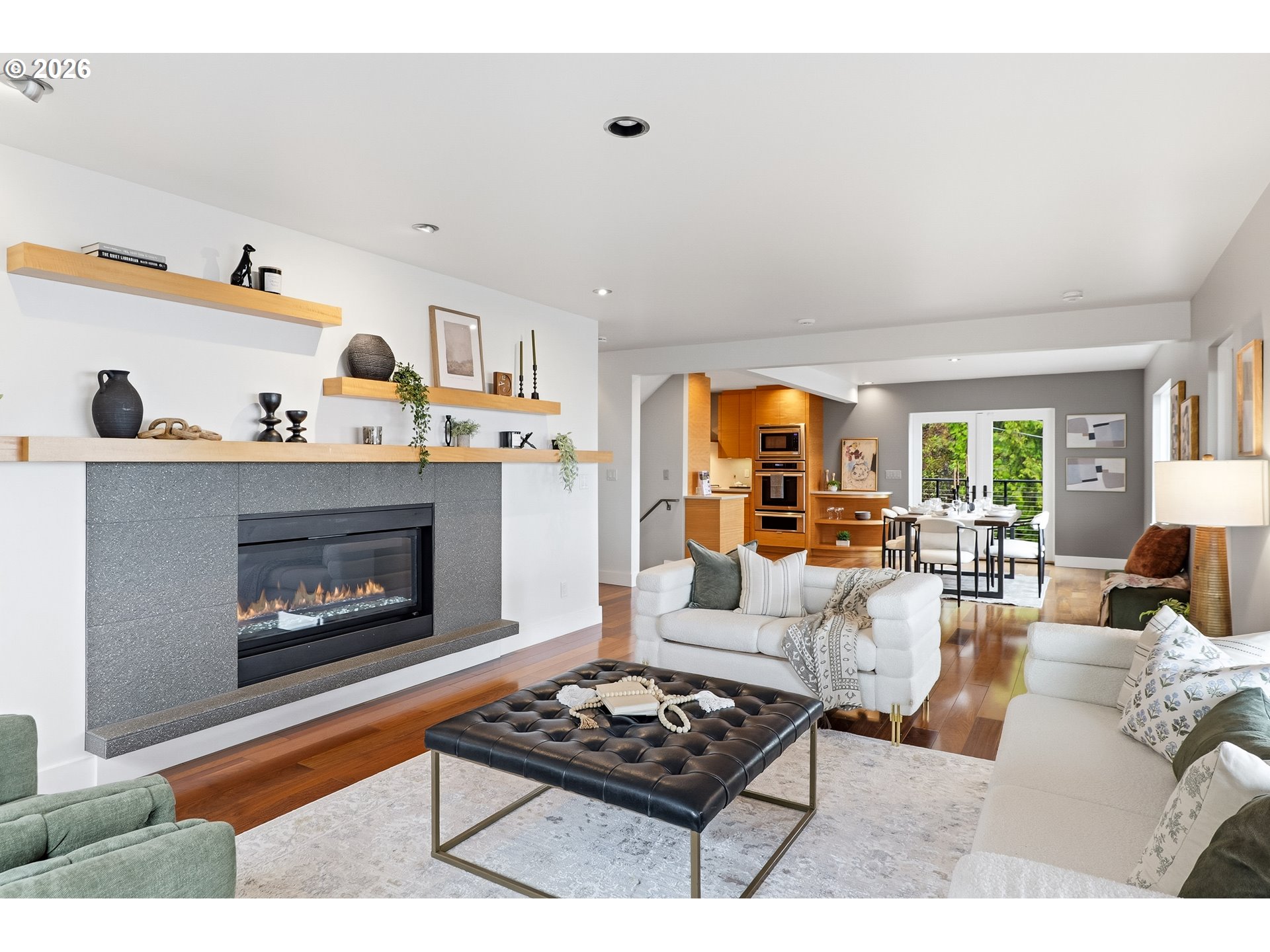 302 NW ALBEMARLE TER