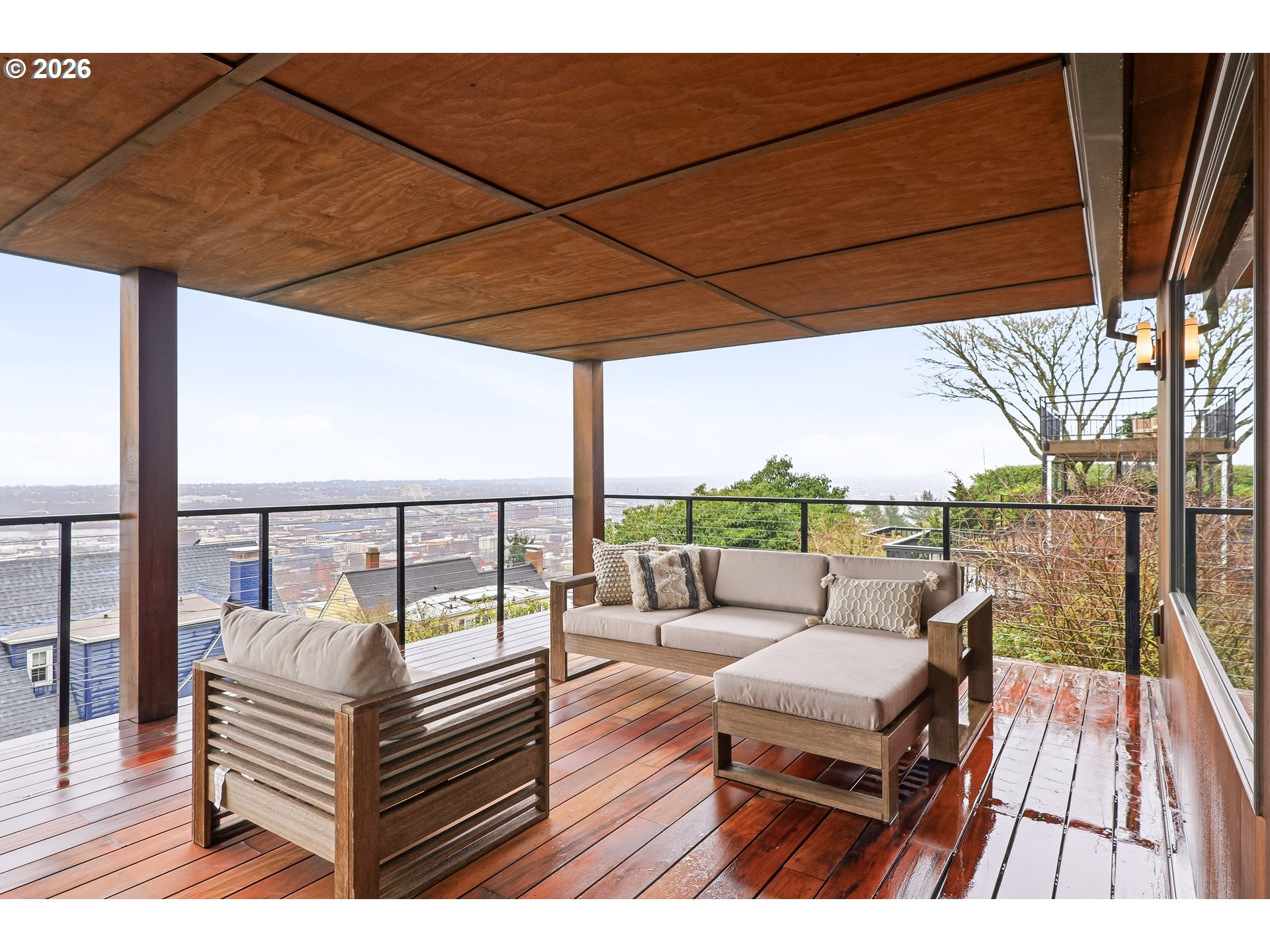 302 NW ALBEMARLE TER