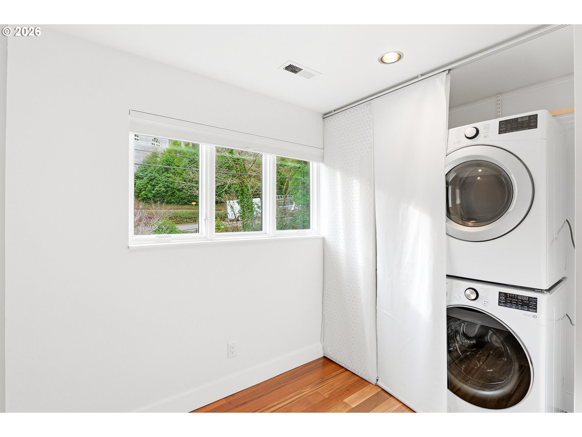 302 NW ALBEMARLE TER