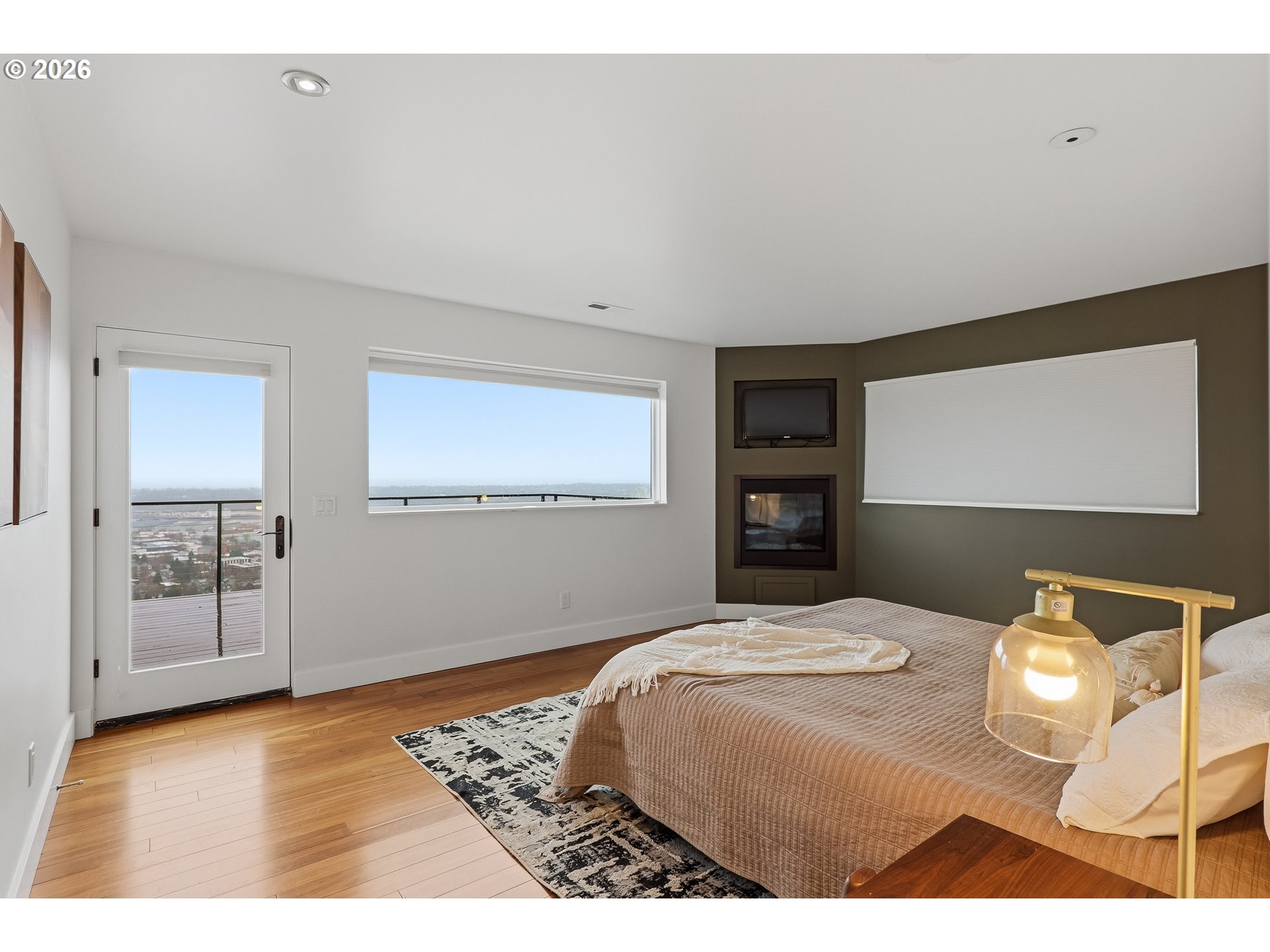 302 NW ALBEMARLE TER