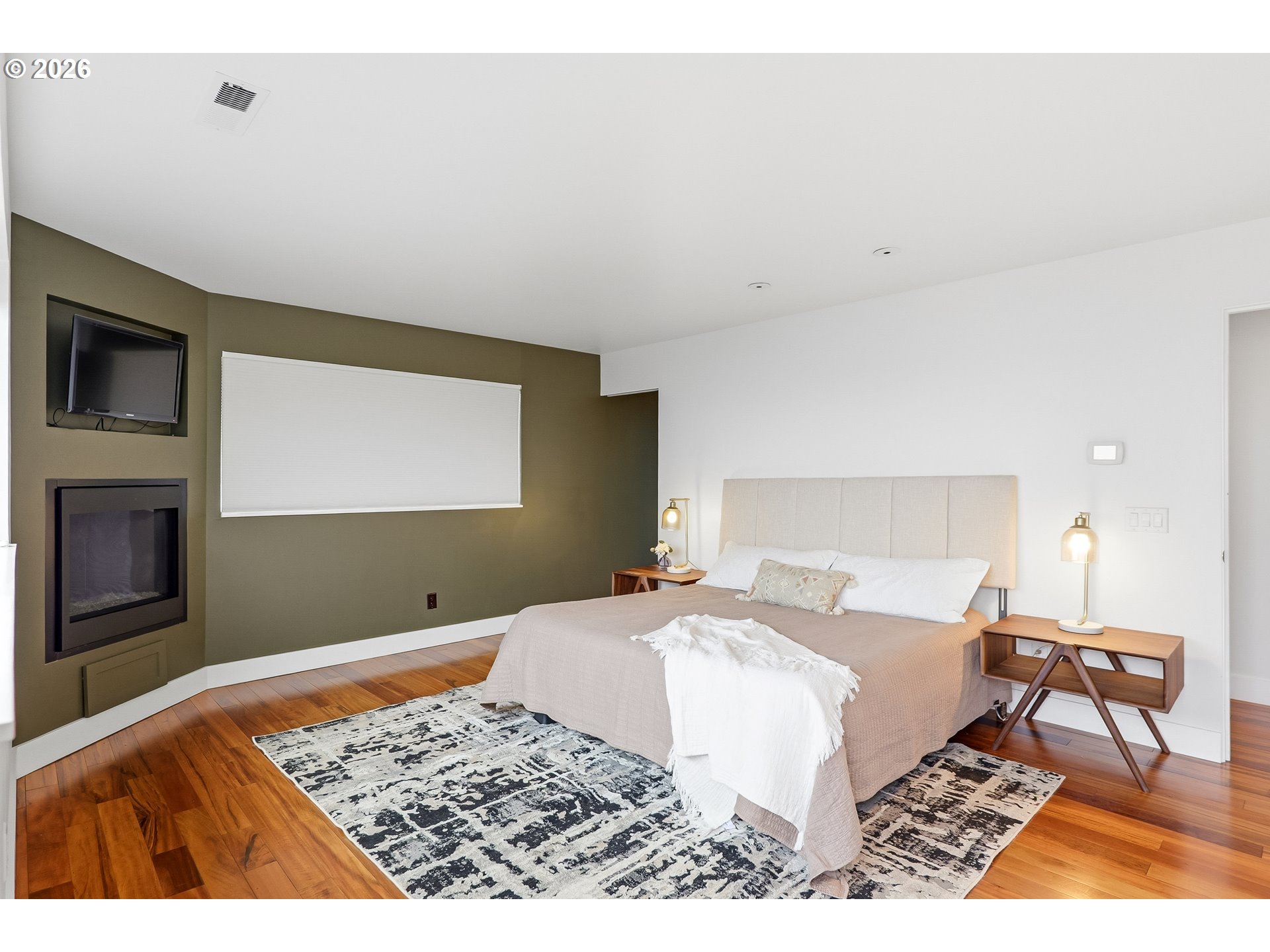302 NW ALBEMARLE TER