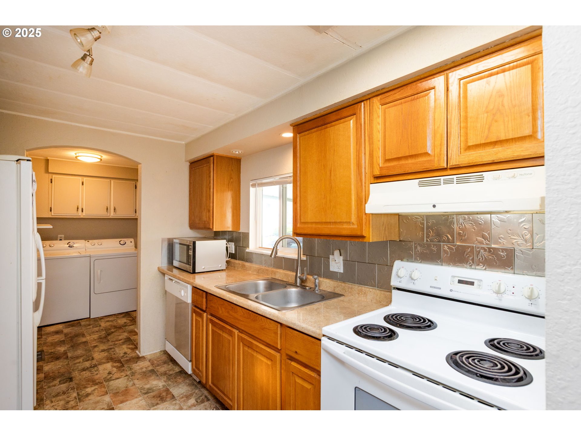 17181 SW Eldorado DR