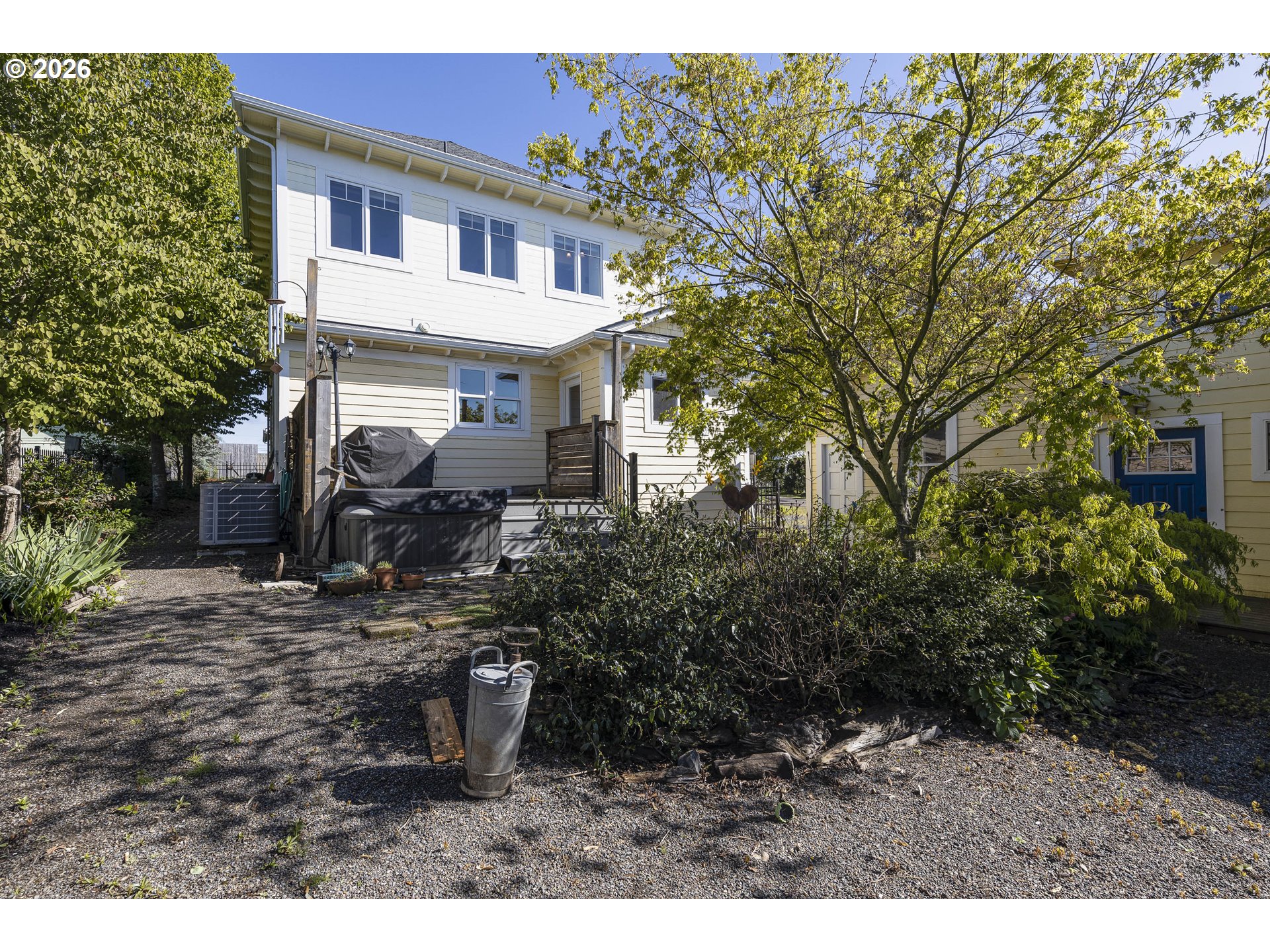 410 W GRANT ST