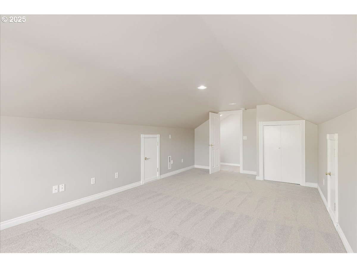 3988 NEW CARISSA LN NE