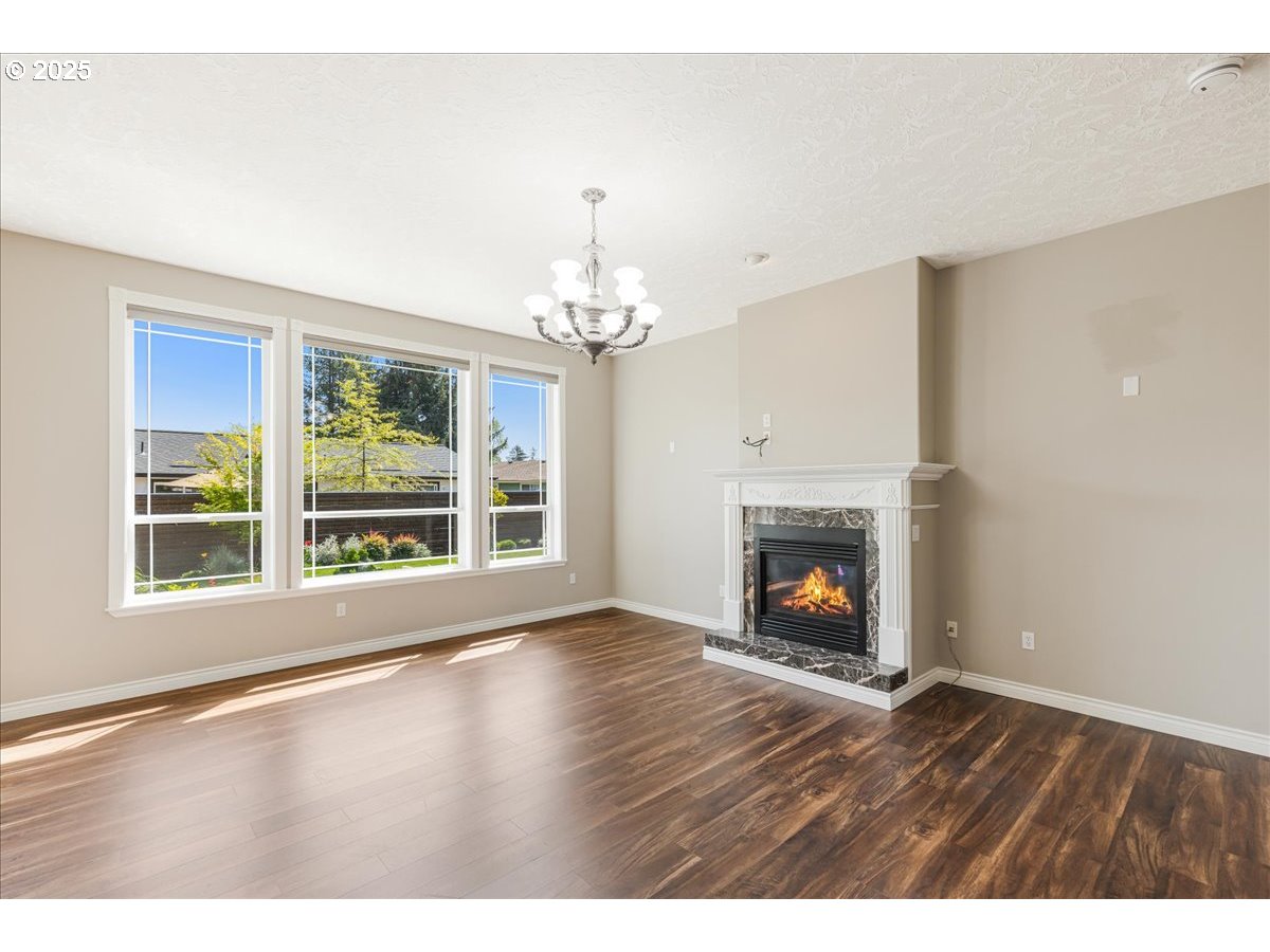 3988 NEW CARISSA LN NE