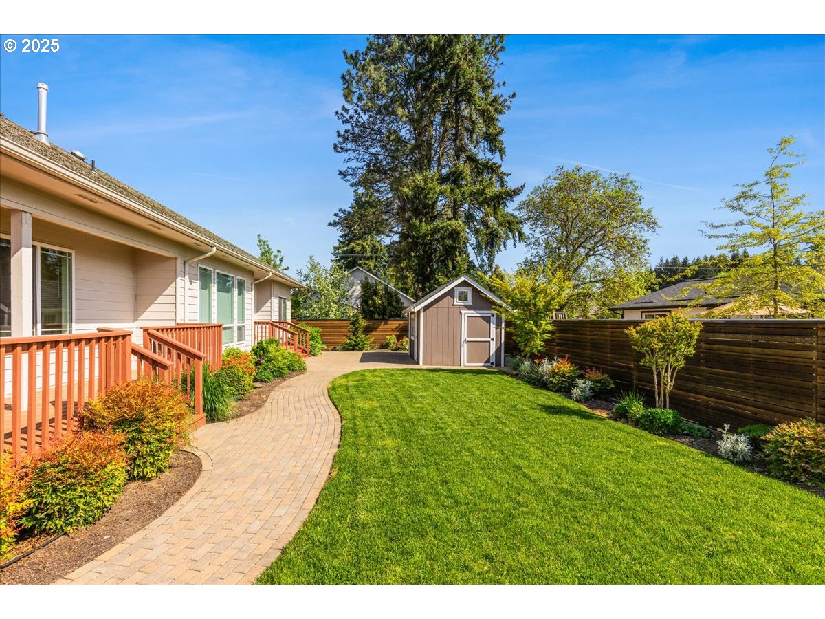 3988 NEW CARISSA LN NE