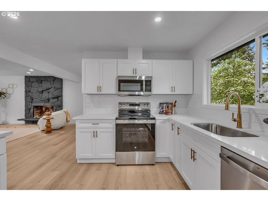 9864 SE KELA CT