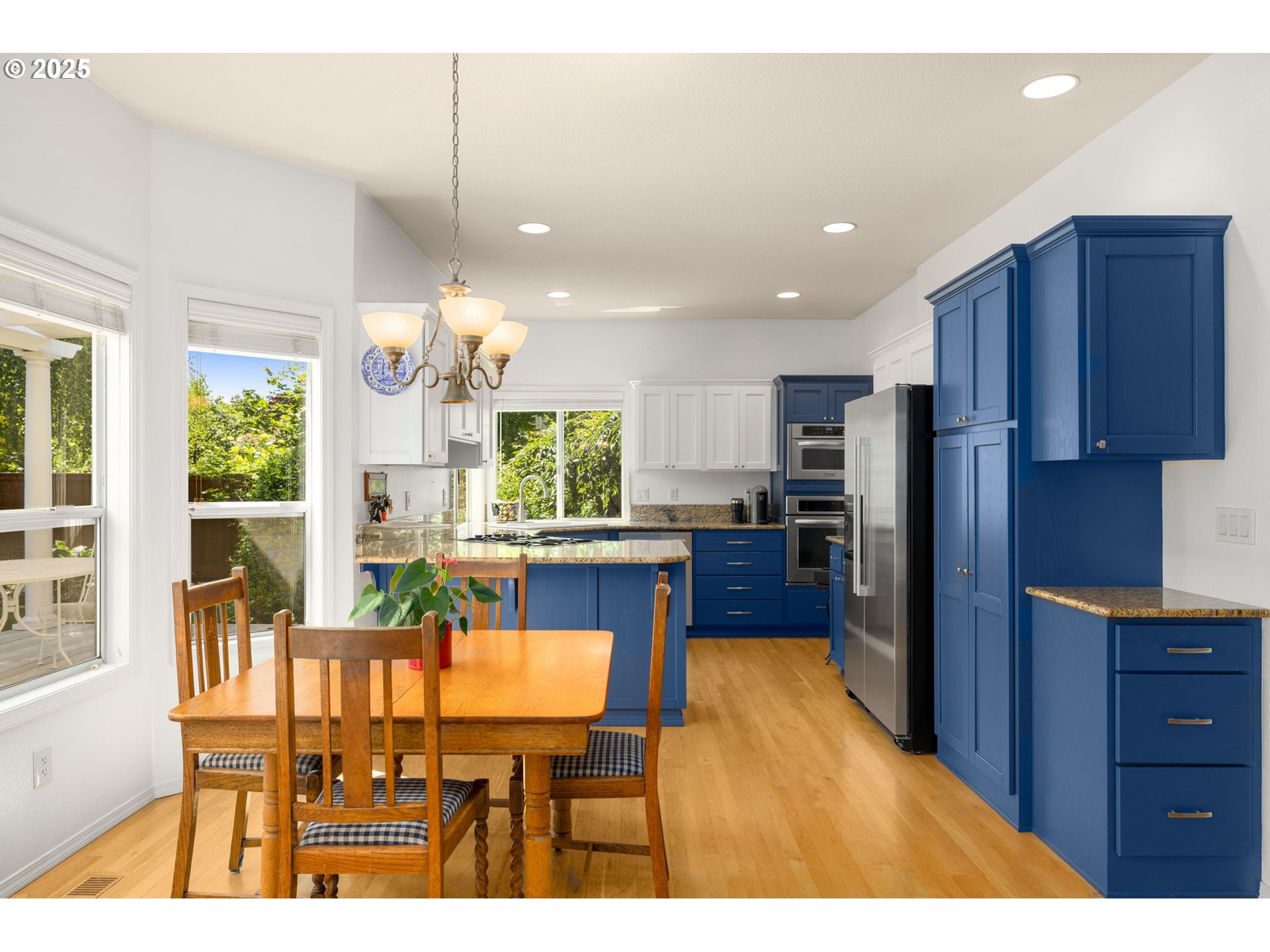 5245 SW GREENWOOD CIR