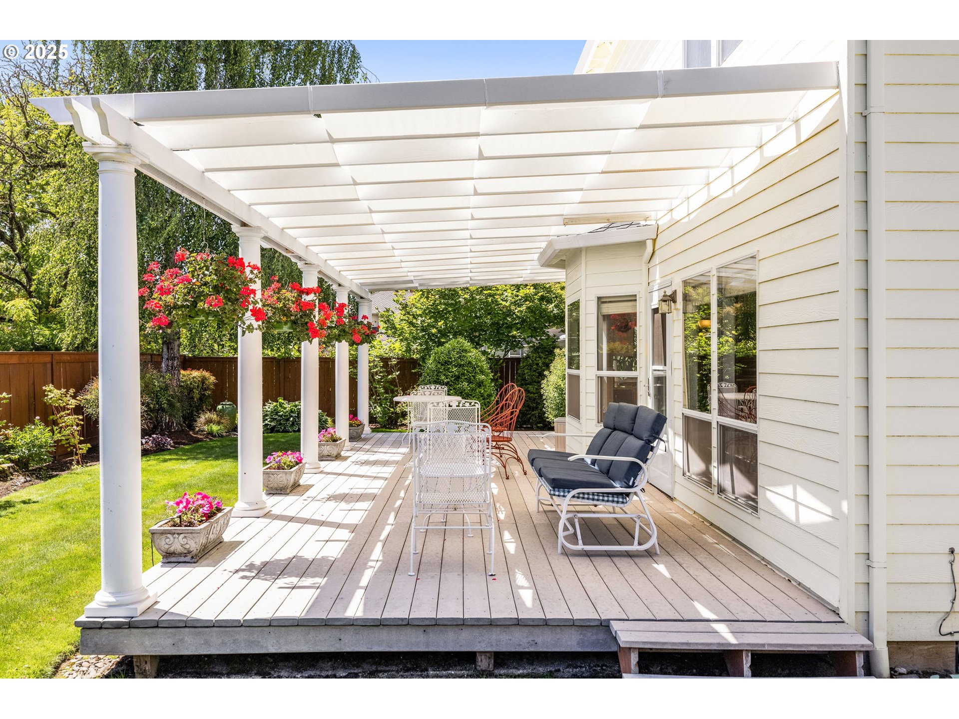 5245 SW GREENWOOD CIR