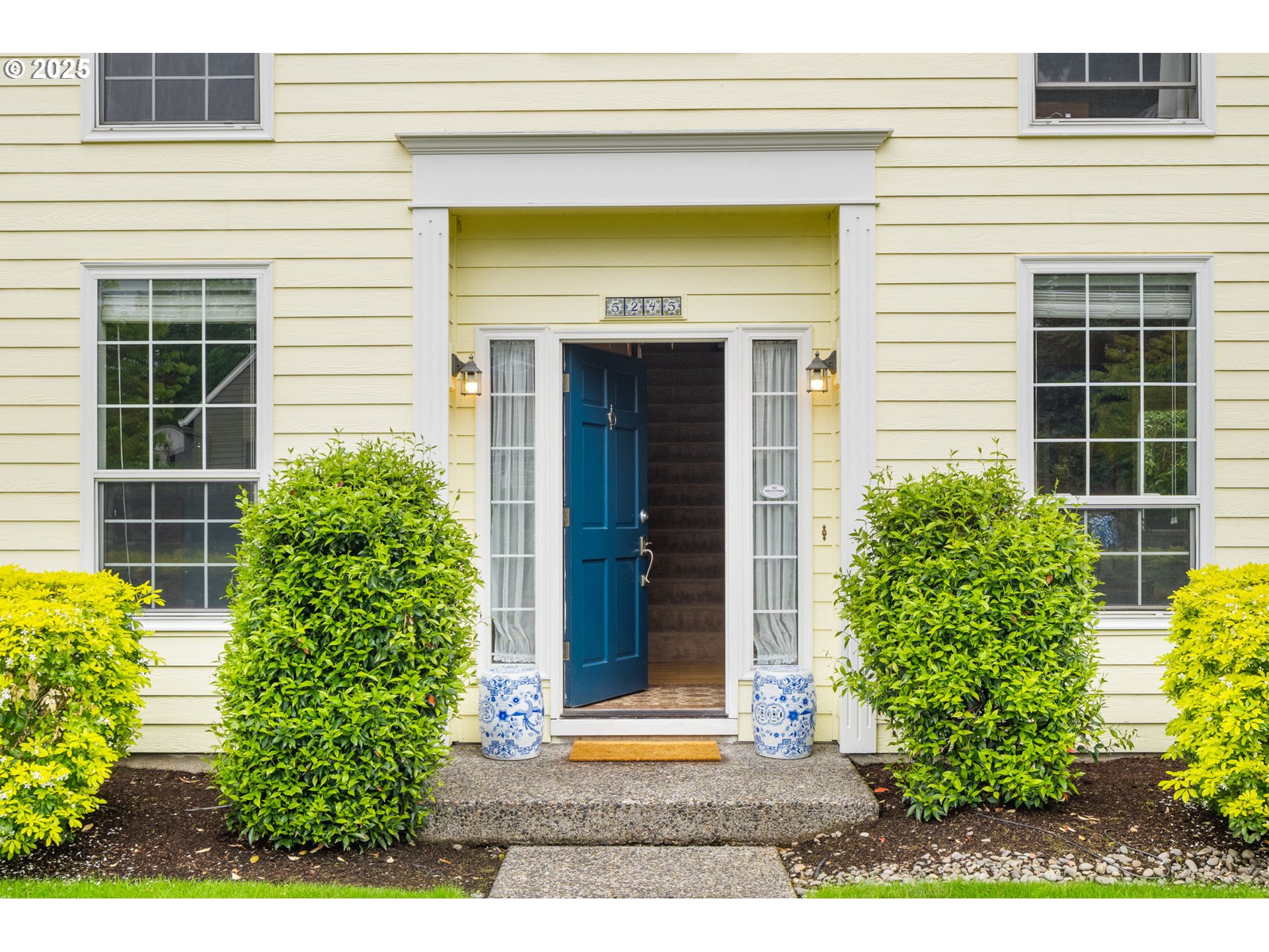 5245 SW GREENWOOD CIR