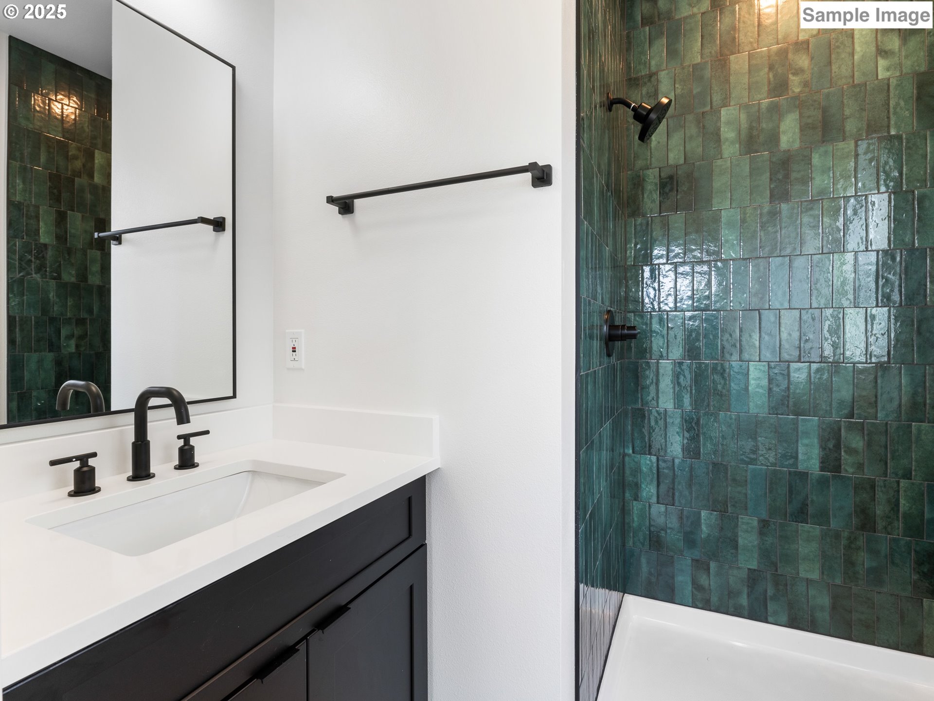 7195 SE Crystal Springs BLVD 7, Portland Unit: 7