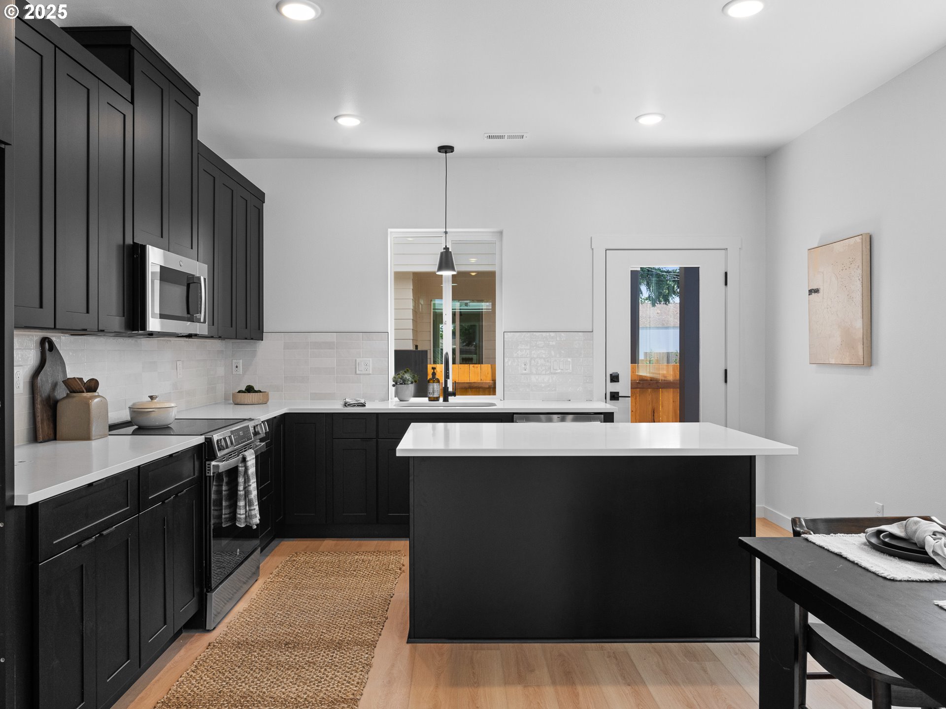 7195 SE Crystal Springs BLVD 7, Portland Unit: 7