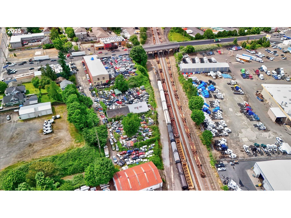 7606 NE M L KING JR BLVD, Portland