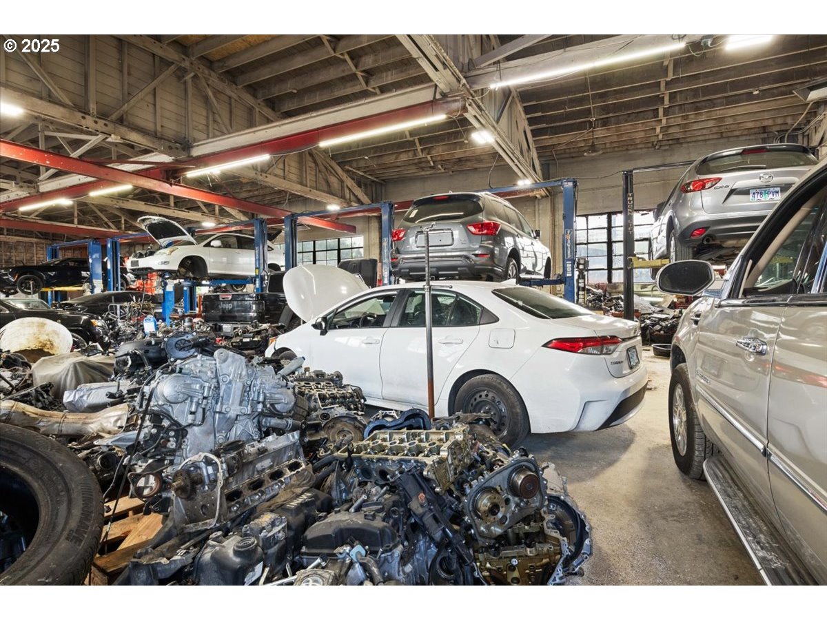 7606 NE M L KING JR BLVD, Portland