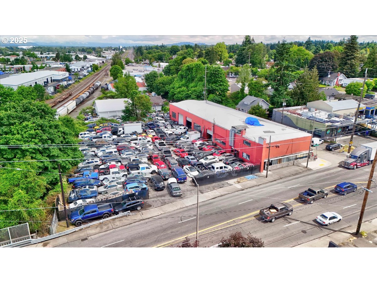 7606 NE M L KING JR BLVD, Portland