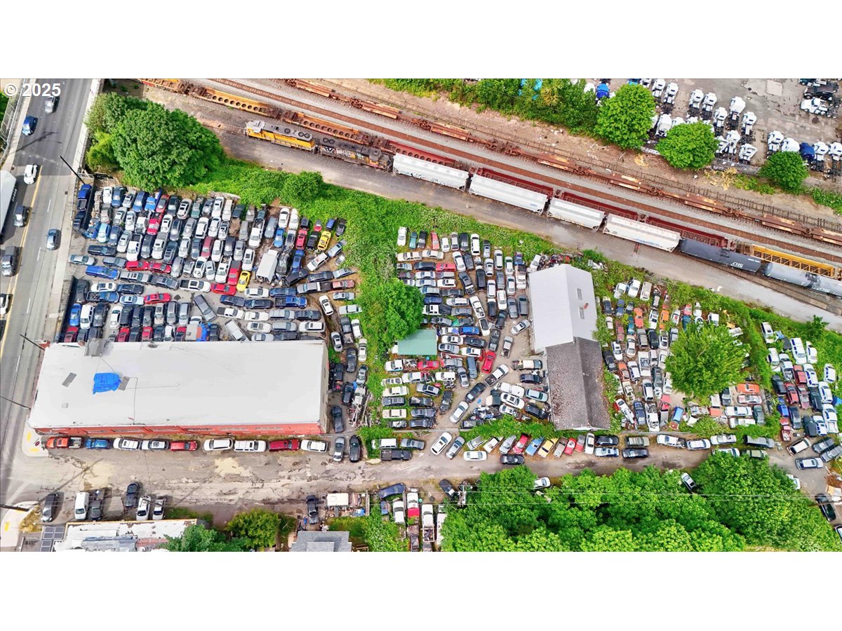 7606 NE M L KING JR BLVD, Portland