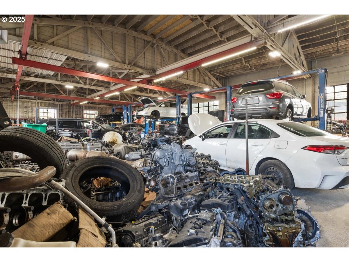 7606 NE M L KING JR BLVD, Portland