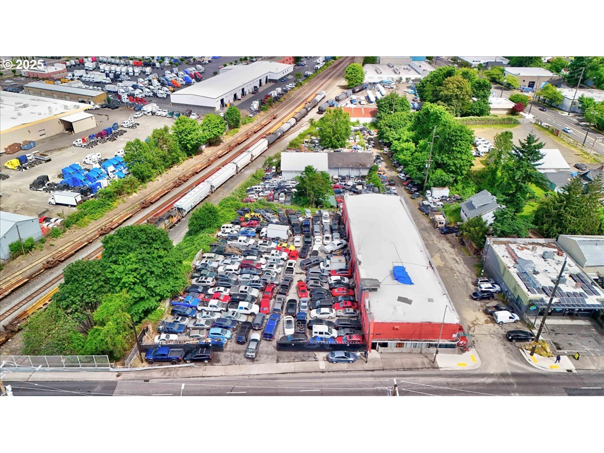 7606 NE M L KING JR BLVD, Portland