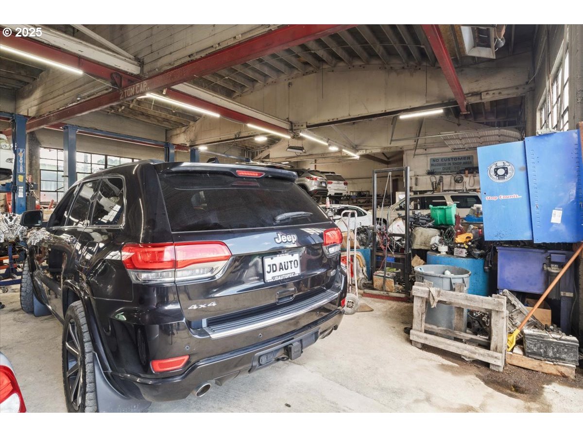 7606 NE M L KING JR BLVD, Portland