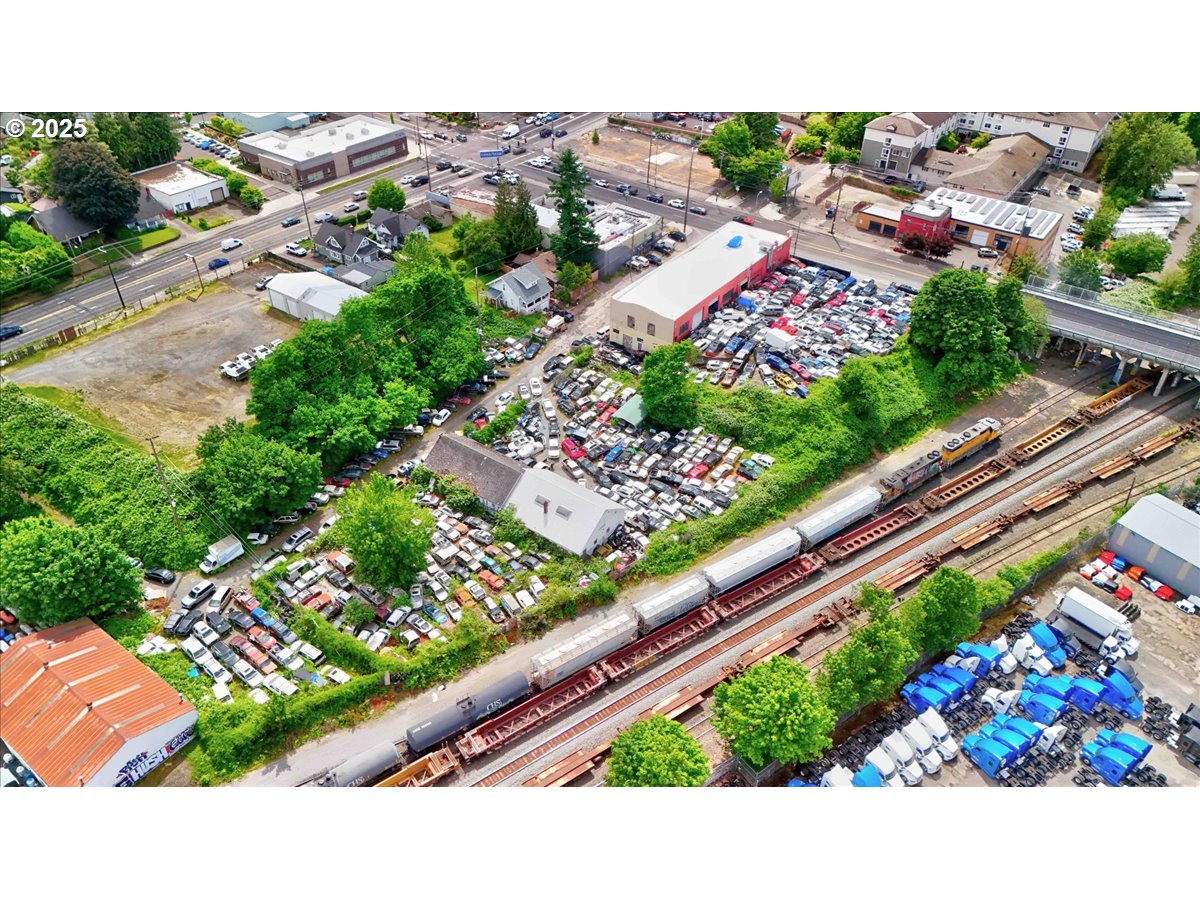 7606 NE M L KING JR BLVD, Portland